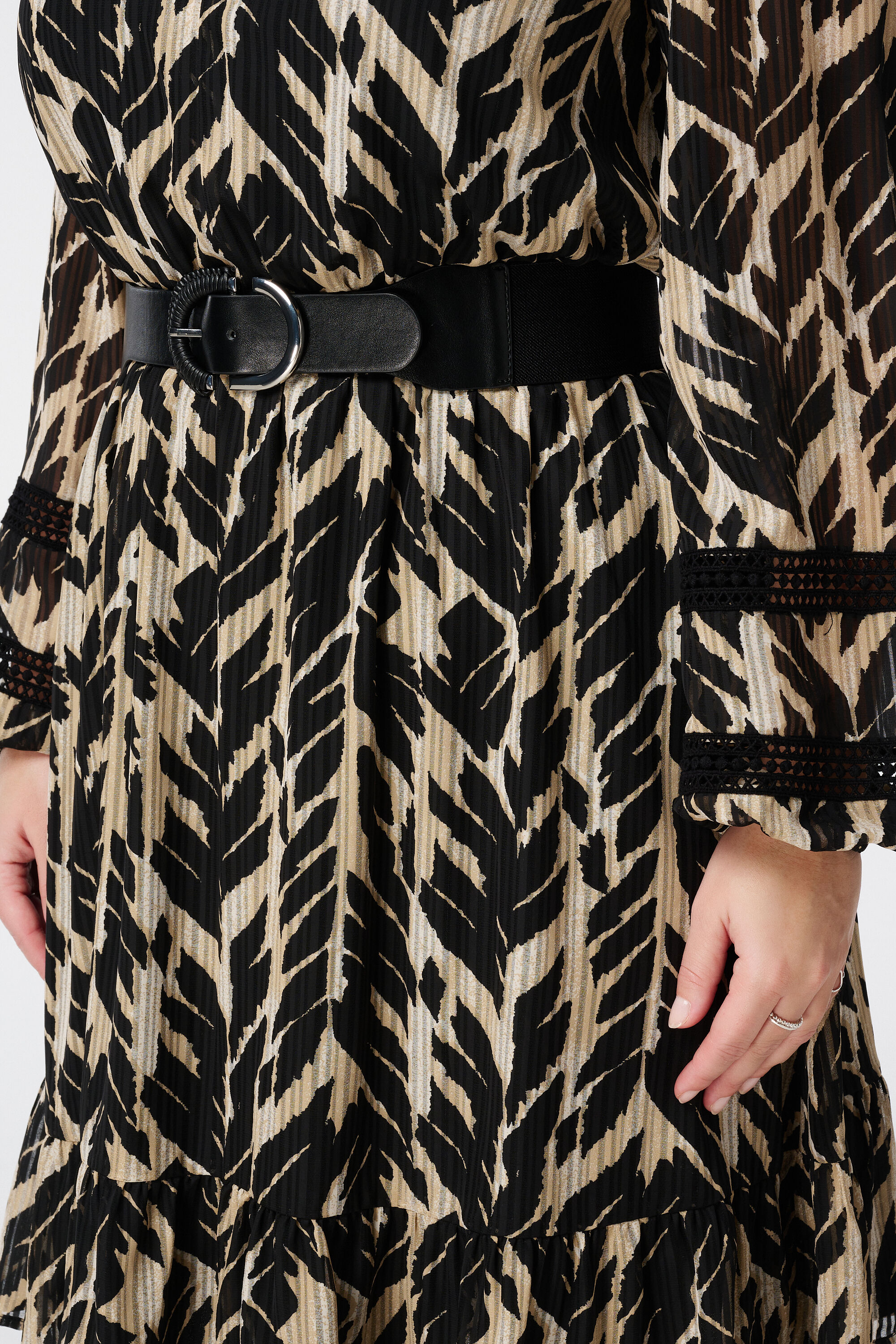 G&uuml;rtel mit geflochtener Verzierung image number 2