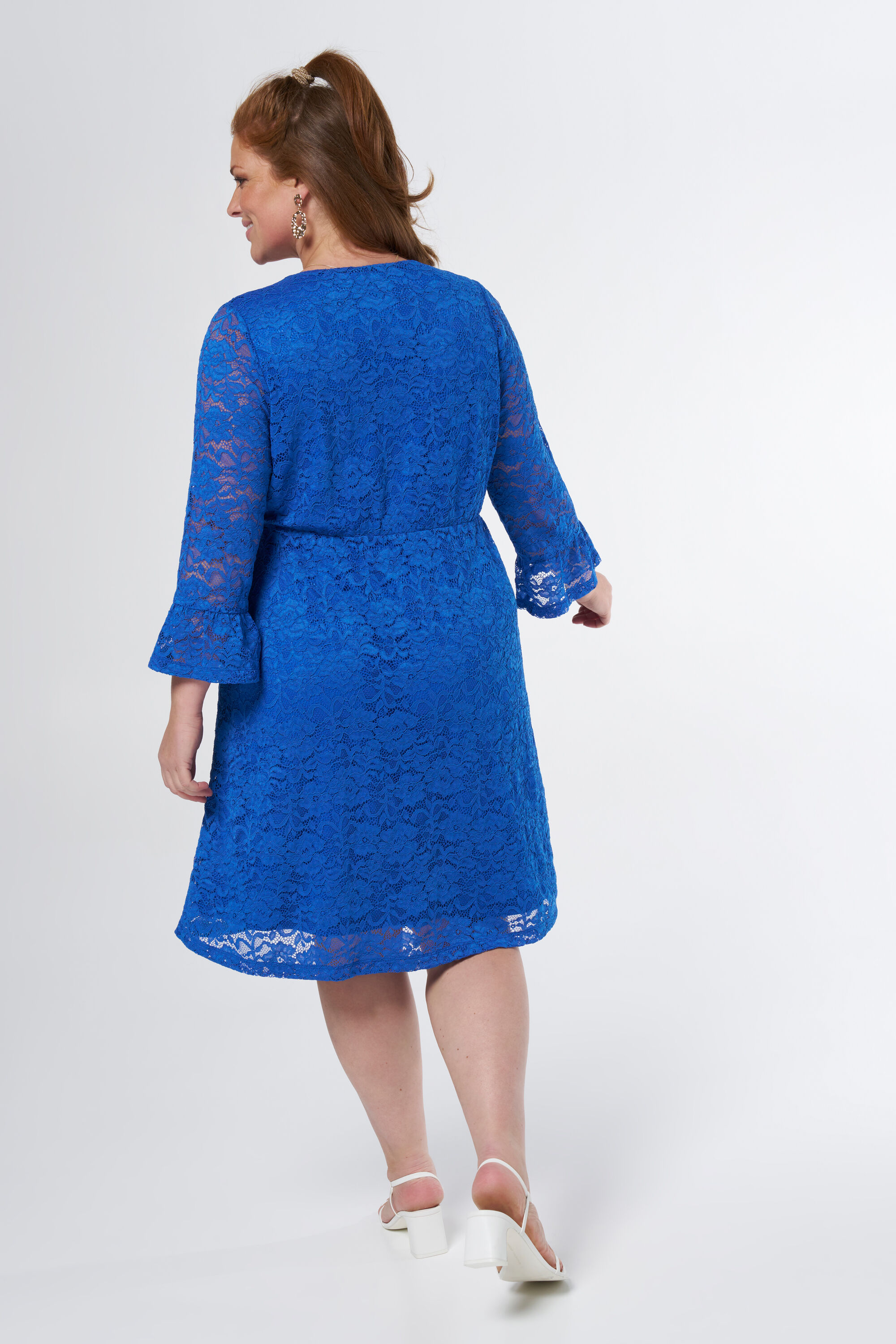 Midikleid aus Spitze image number 3