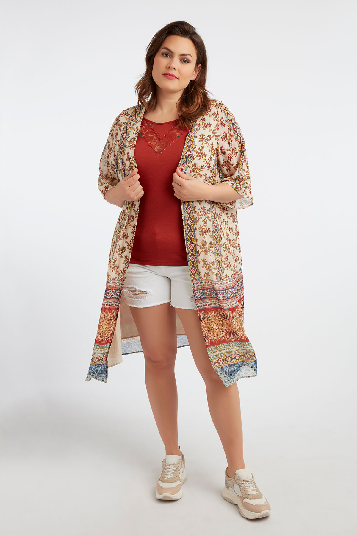 T-Shirt mit Spitze image number 6