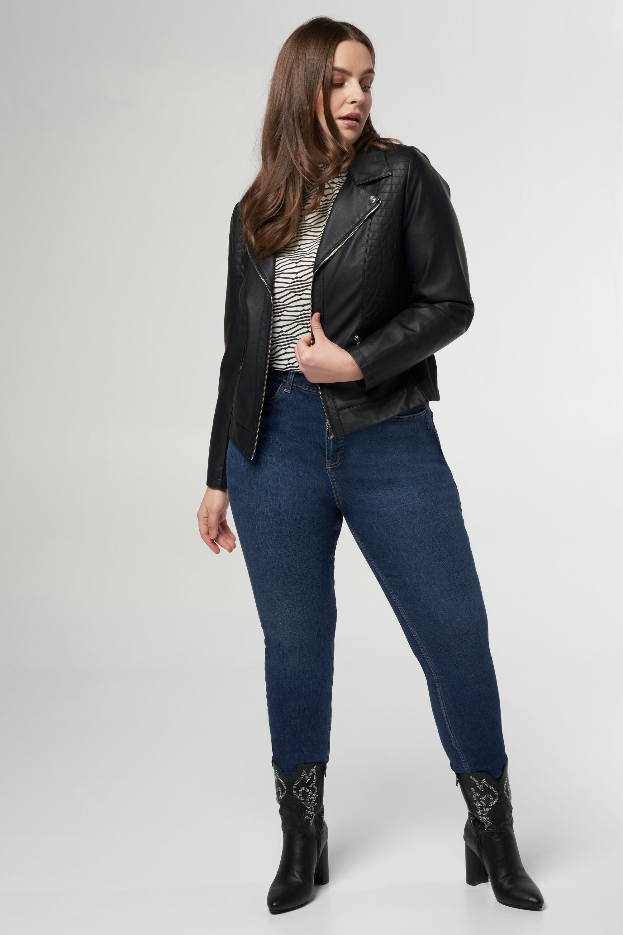 PU-Kunstlederjacke image number 5