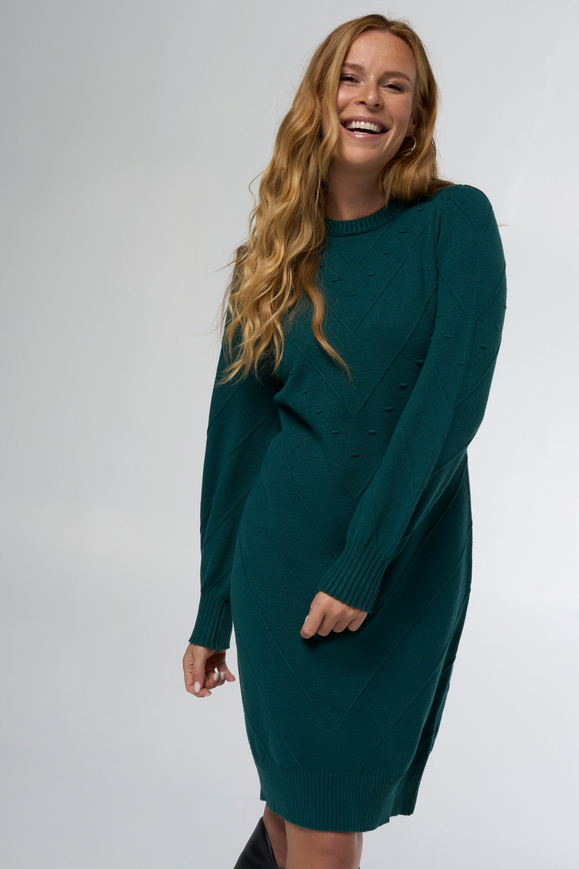 Gestricktes Kleid image number 4