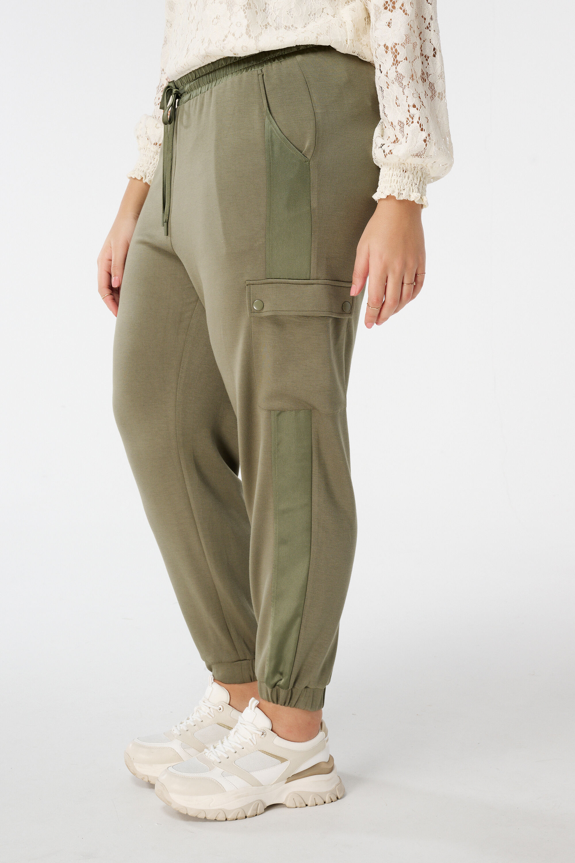 Jogginghose mit Taschen  image number 5