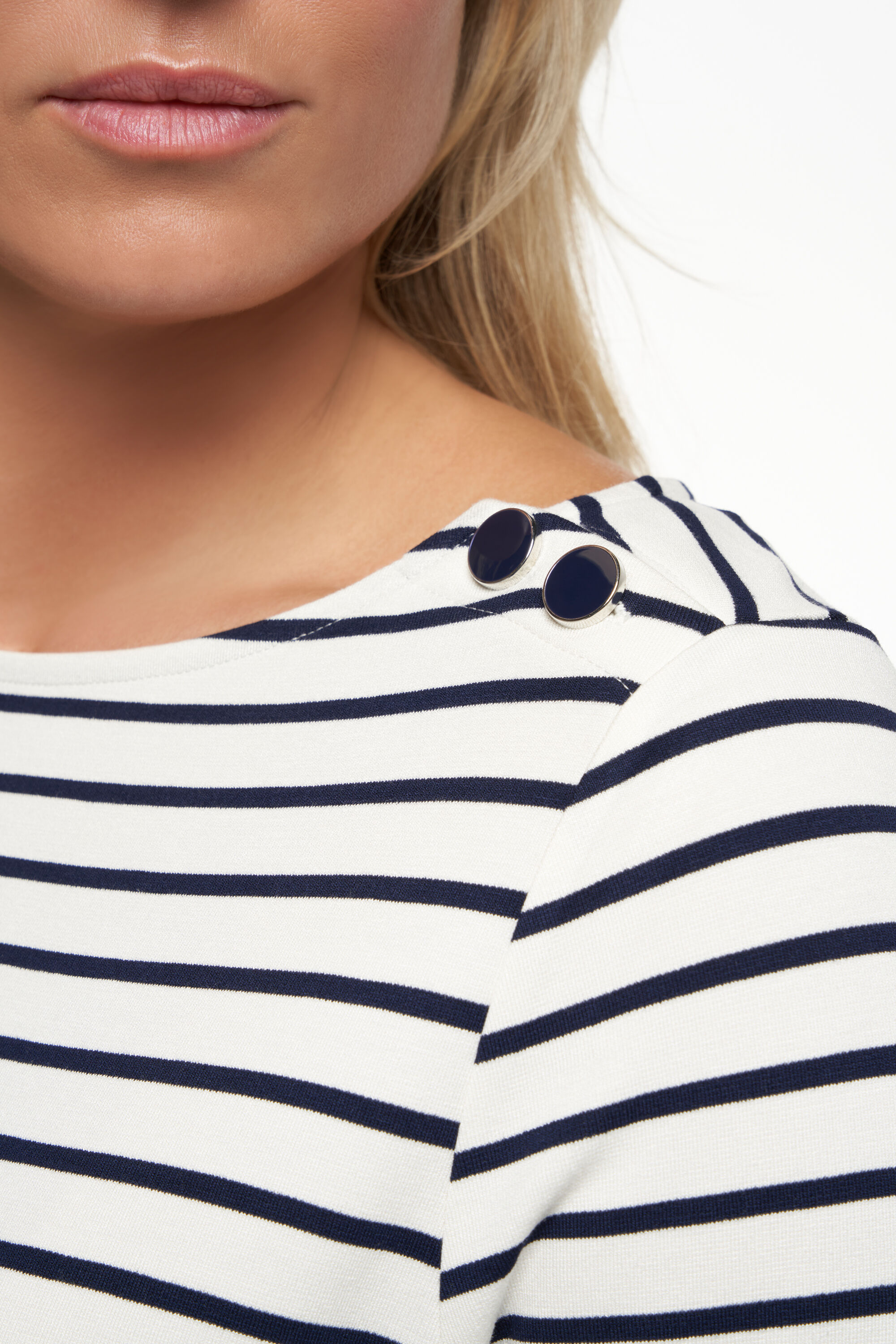 Gestreiftes Langarm-T-Shirt image number 4