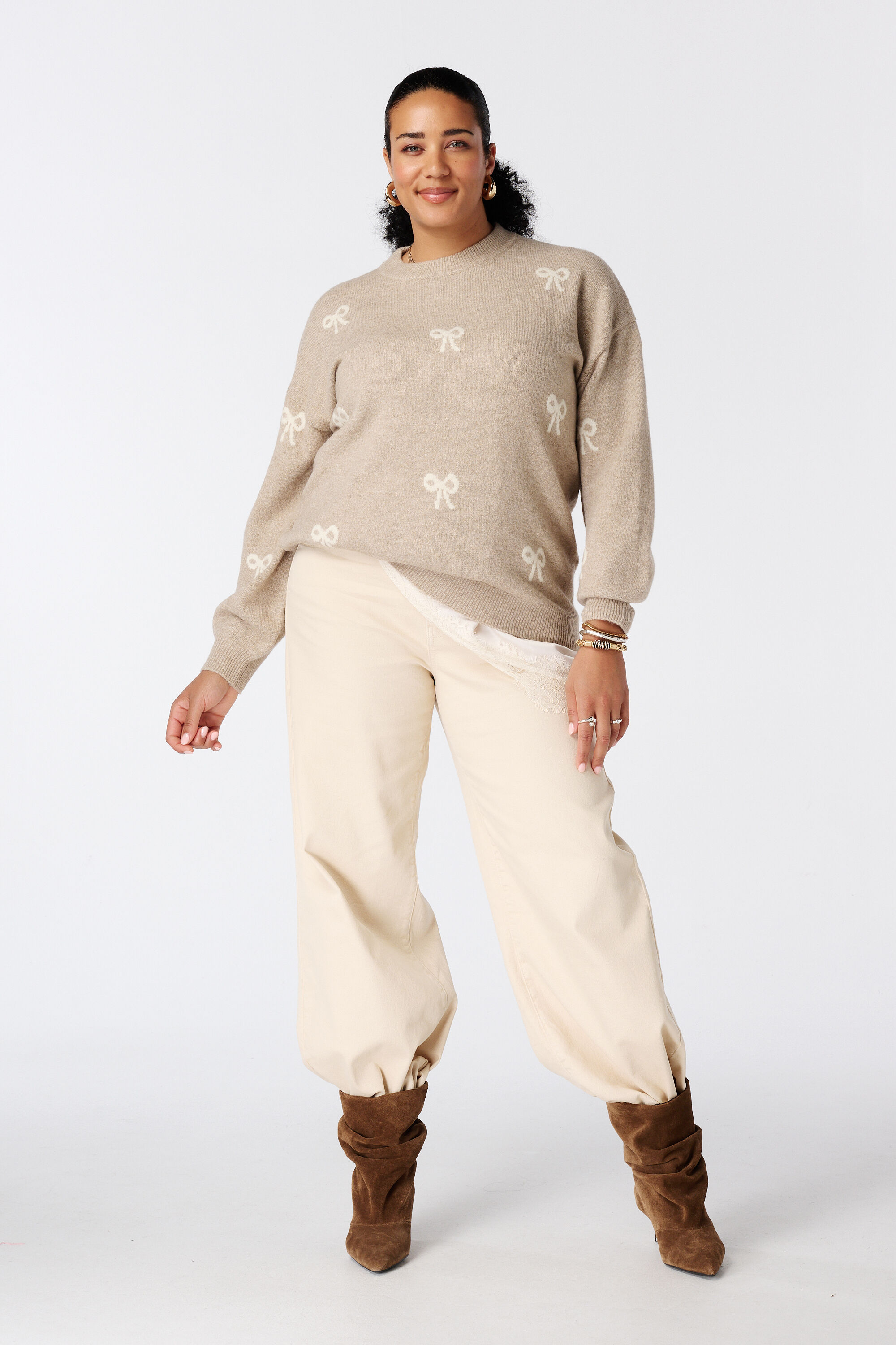 Pullover mit Schleifenmuster image number 5