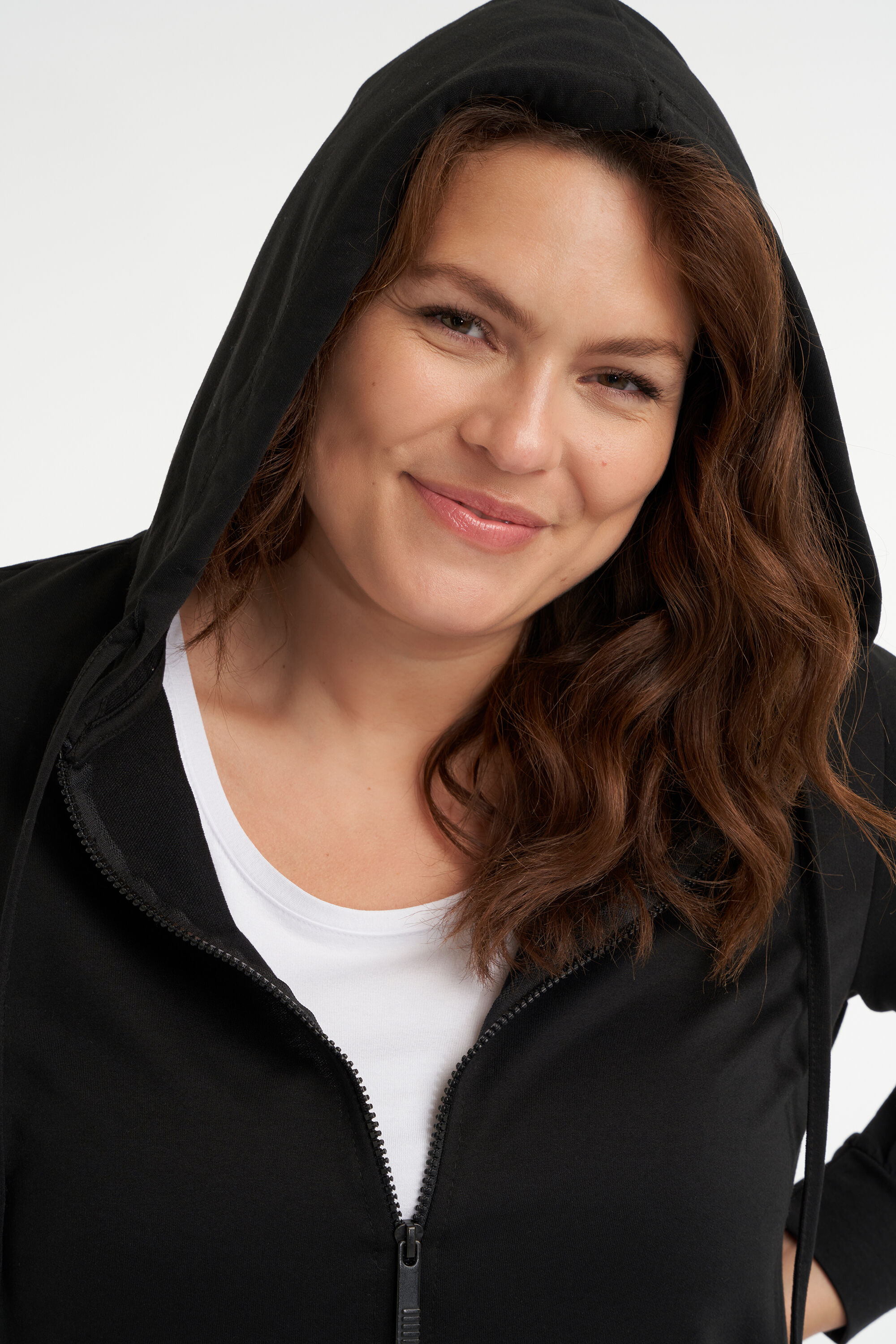 Cardigan mit Kapuze image number 4