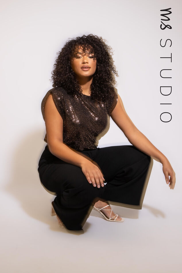 Ärmelloses Top mit Schulterpolstern image number 0