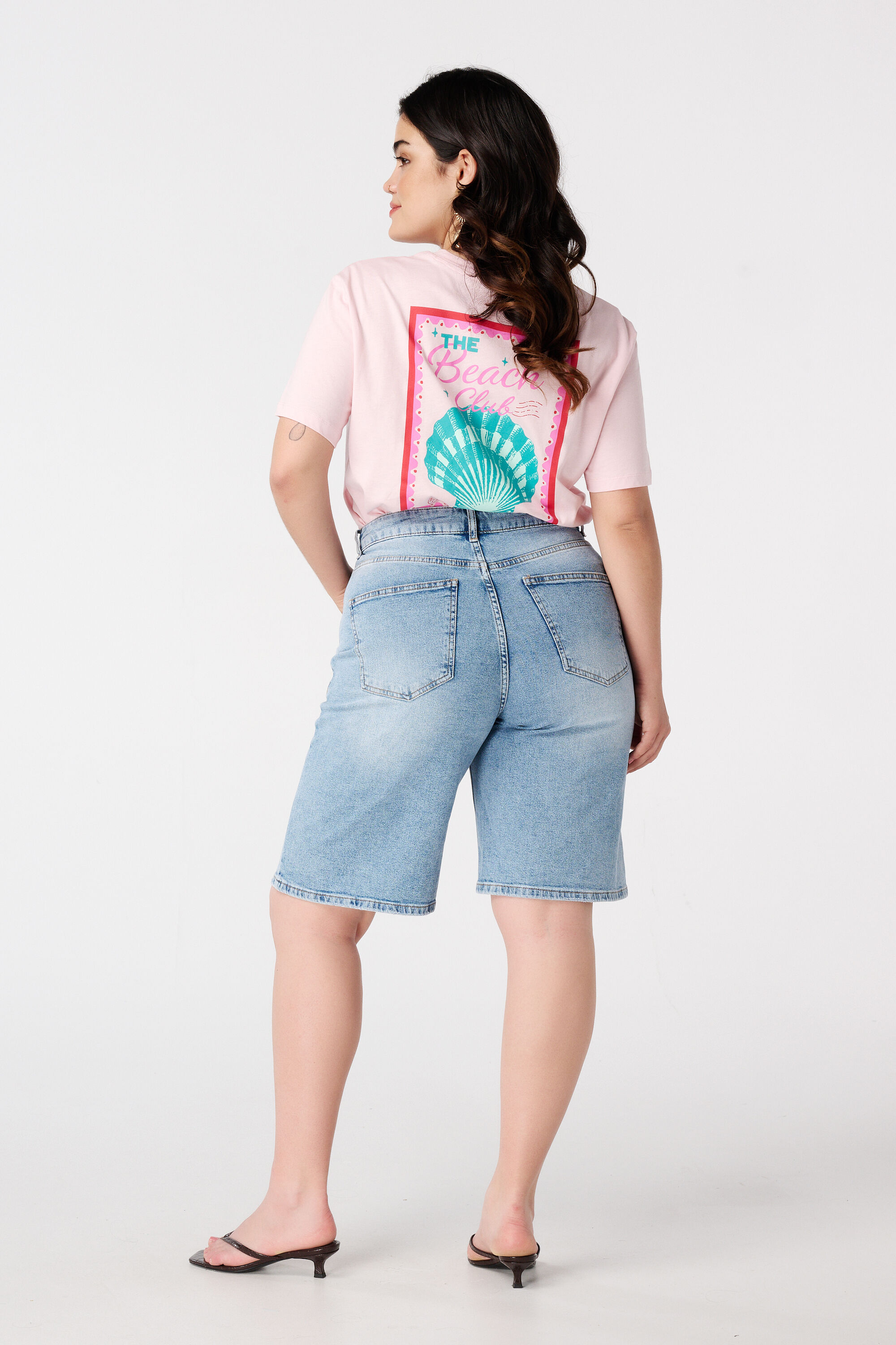 Kurze Jeans mit Stretch image number 3