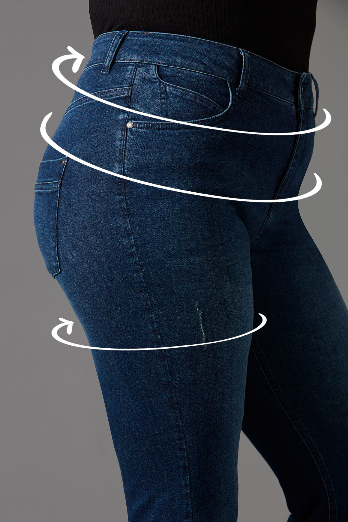 Magic Simplicity SHAPES flared jeans image number 3