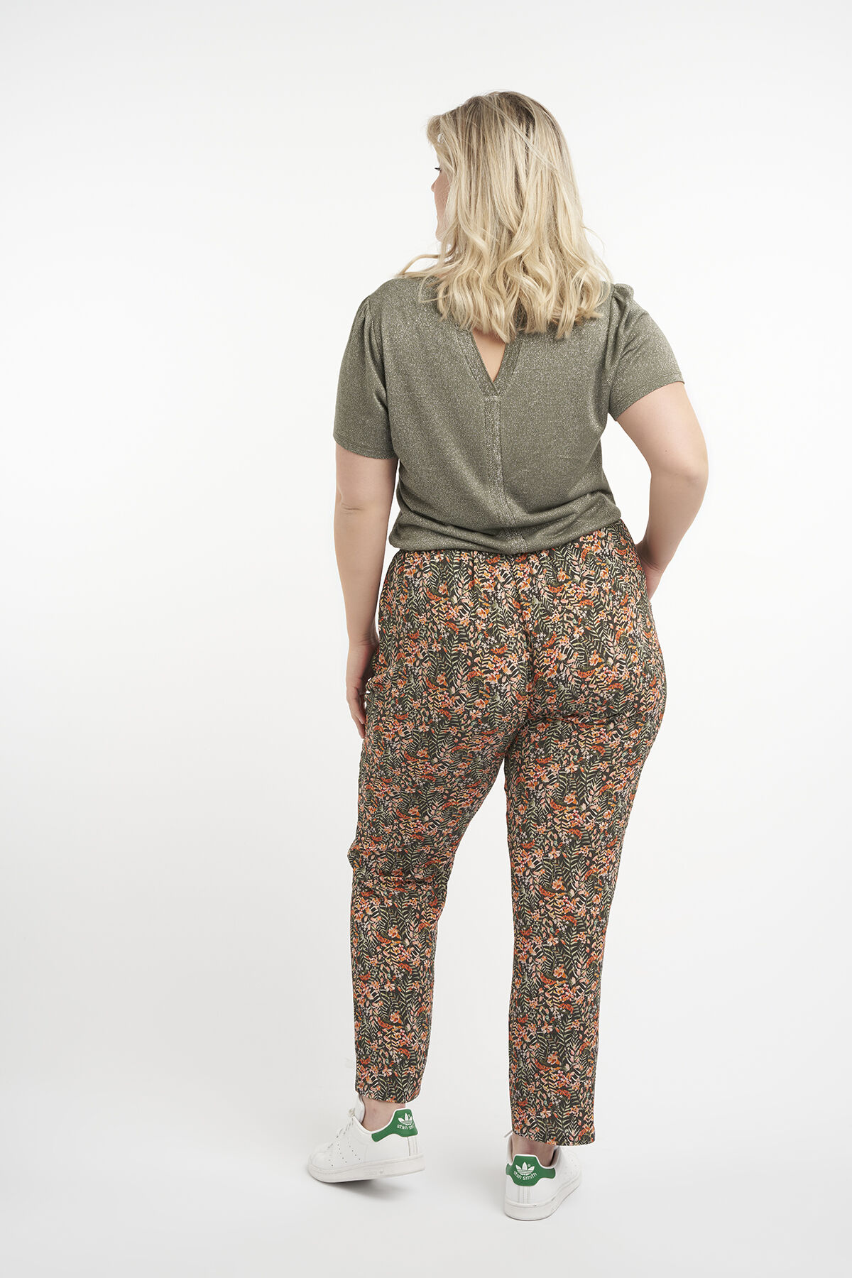 Weit geschnittene Hose  image number 3