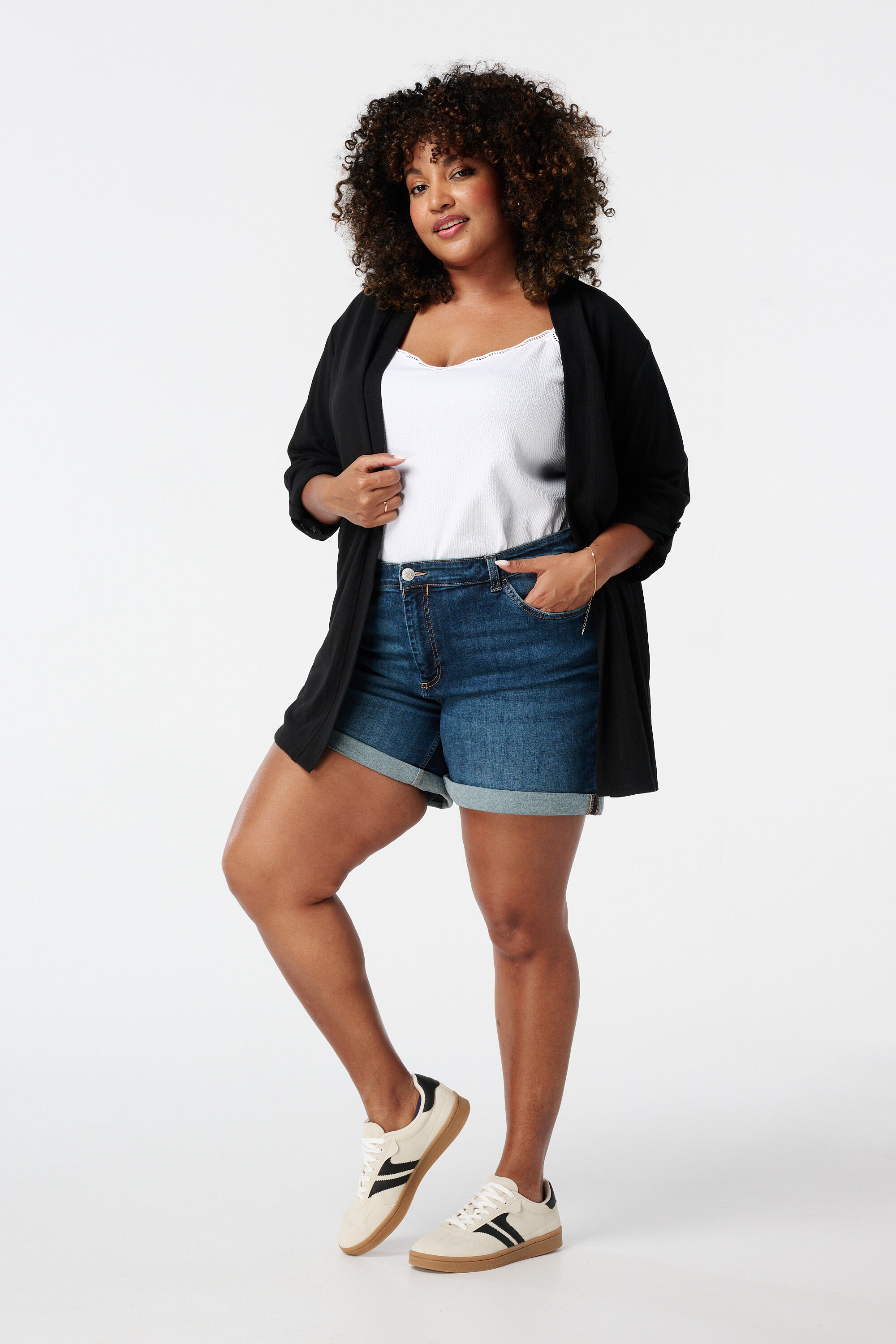 Cardigan mit Dreiviertel&auml;rmeln image number 5