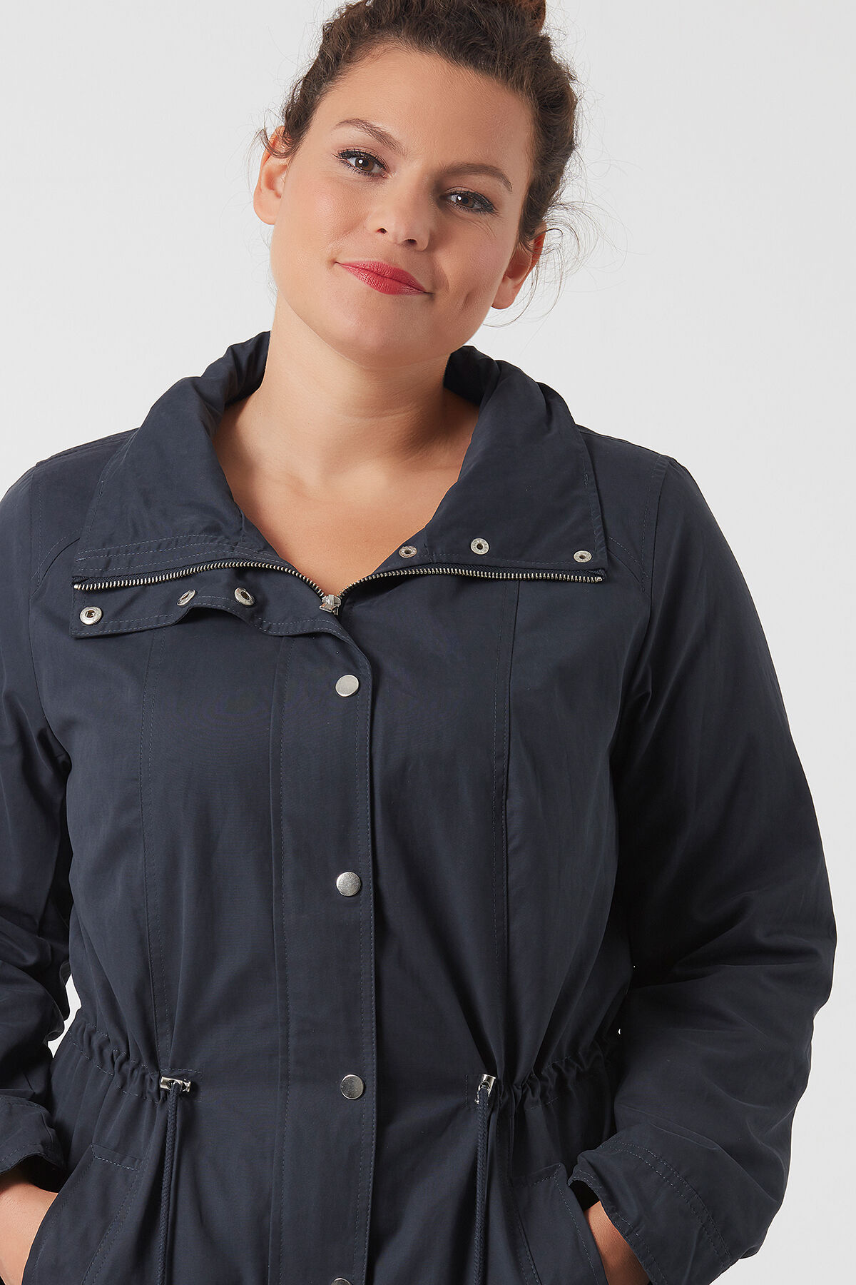 Parka mit floraler Stickerei image number 5