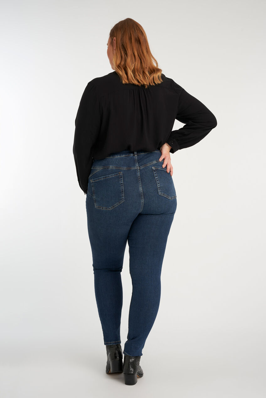 Magic Simplicity LIFTS Jeans image number 5