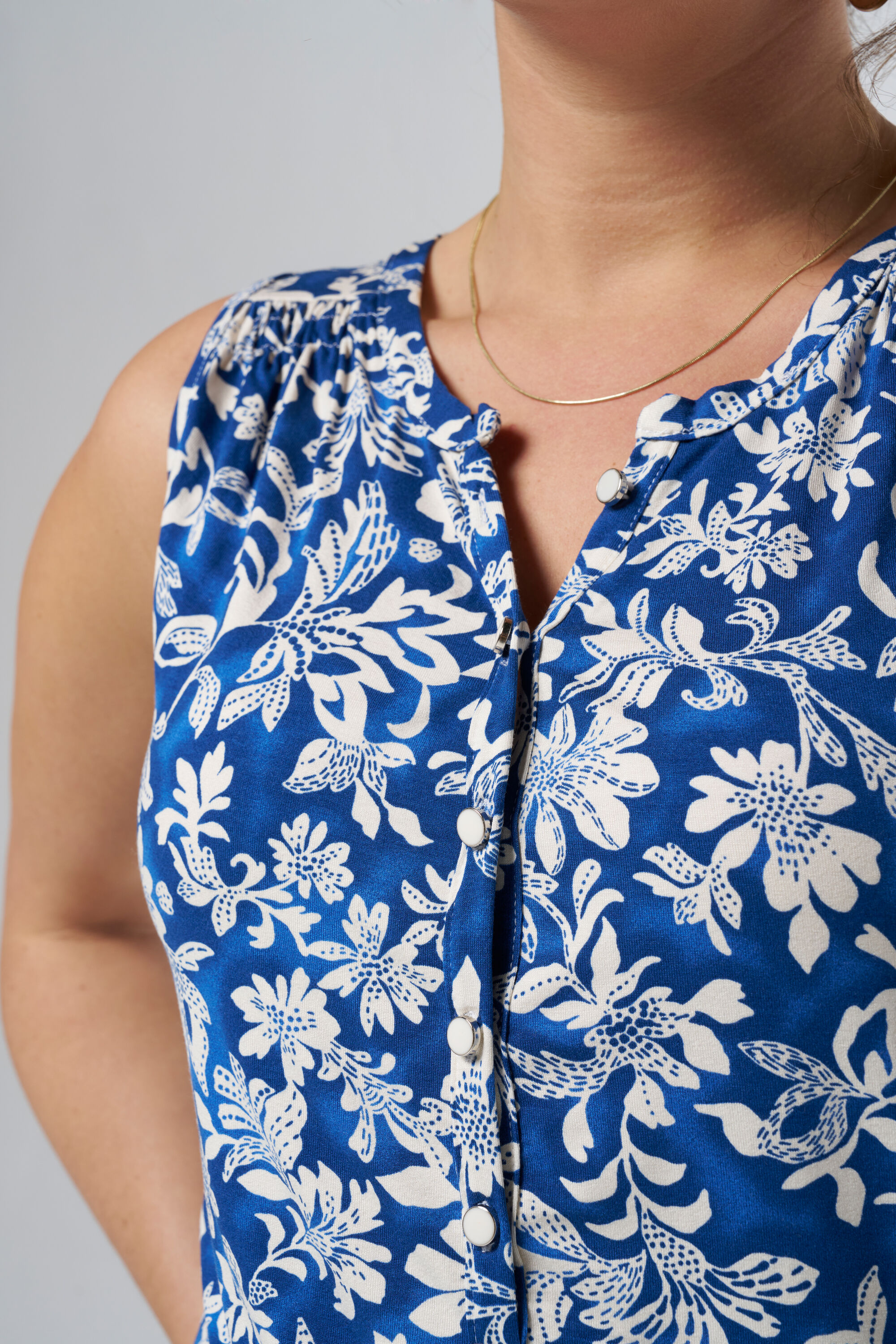 &Auml;rmelloses Top mit Stretch image number 4