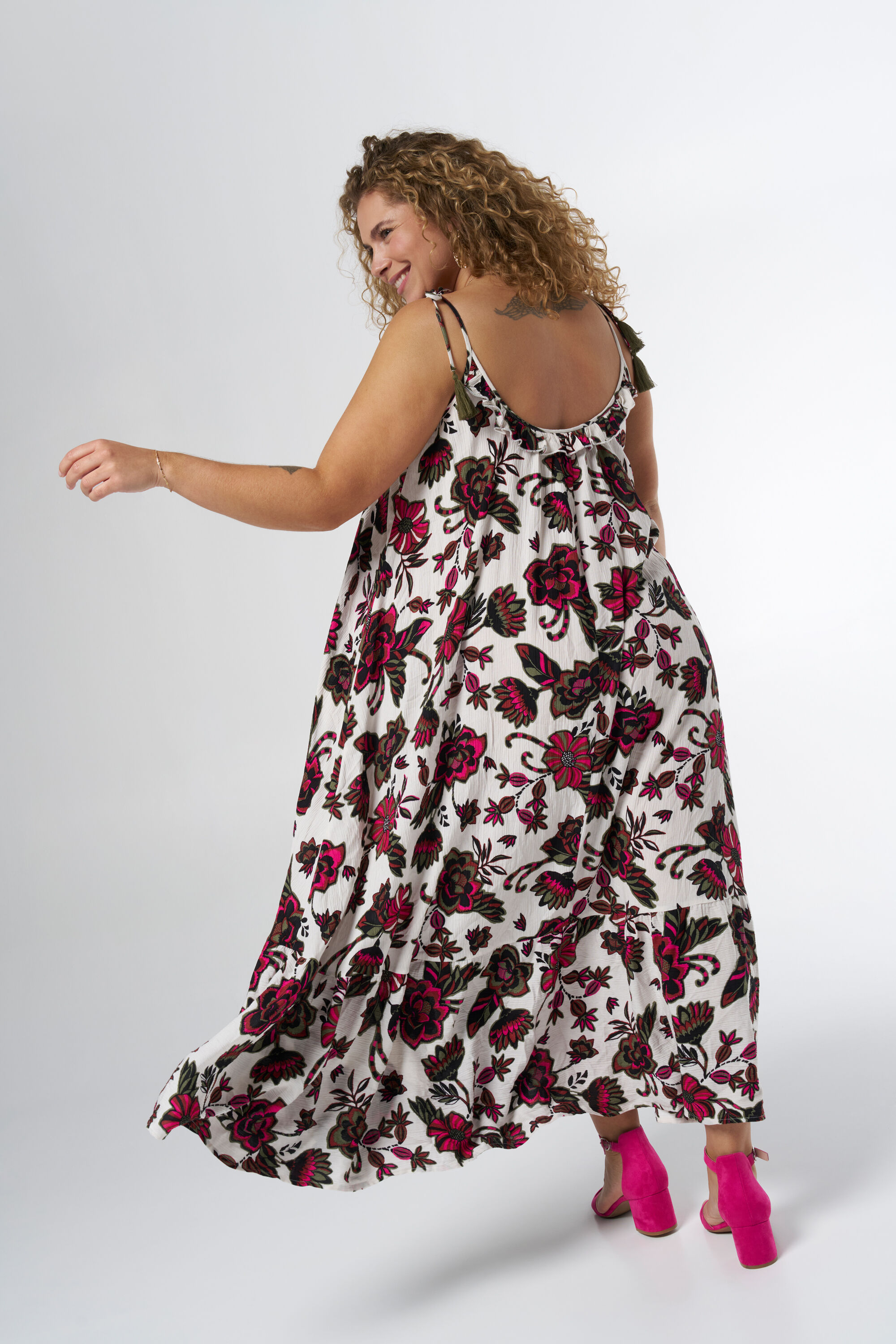 Midikleid mit Blumen-Print image number 3