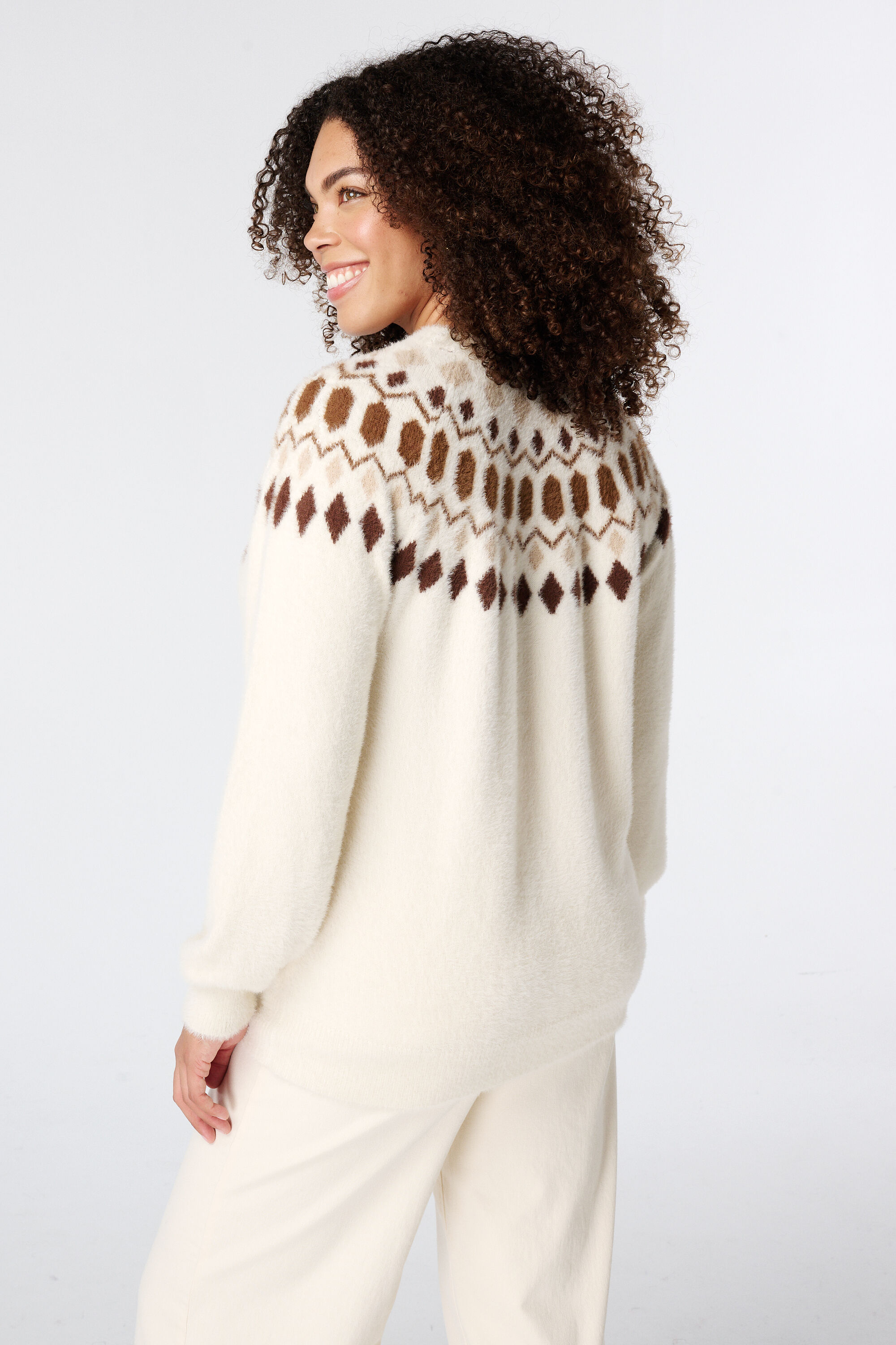 Pullover mit Pailletten image number 3
