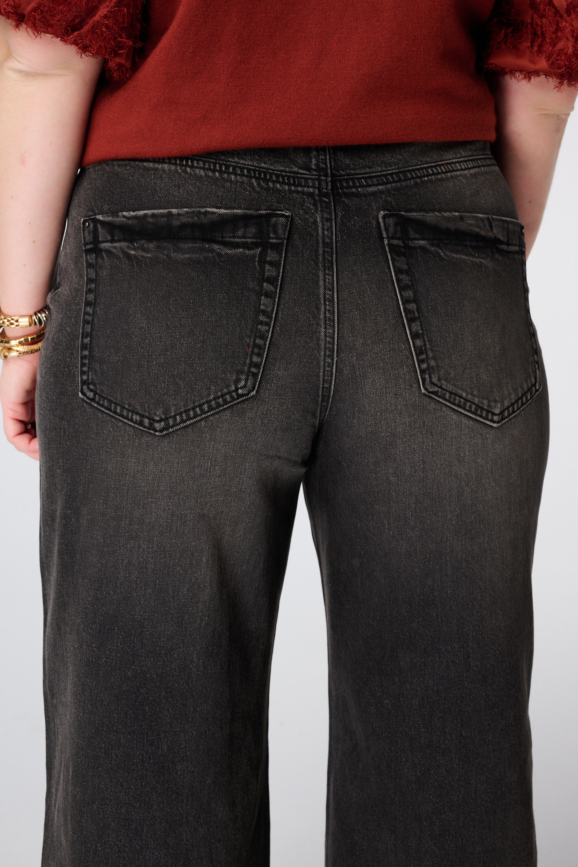 Weite Jeans mit hoher Taille image number 4