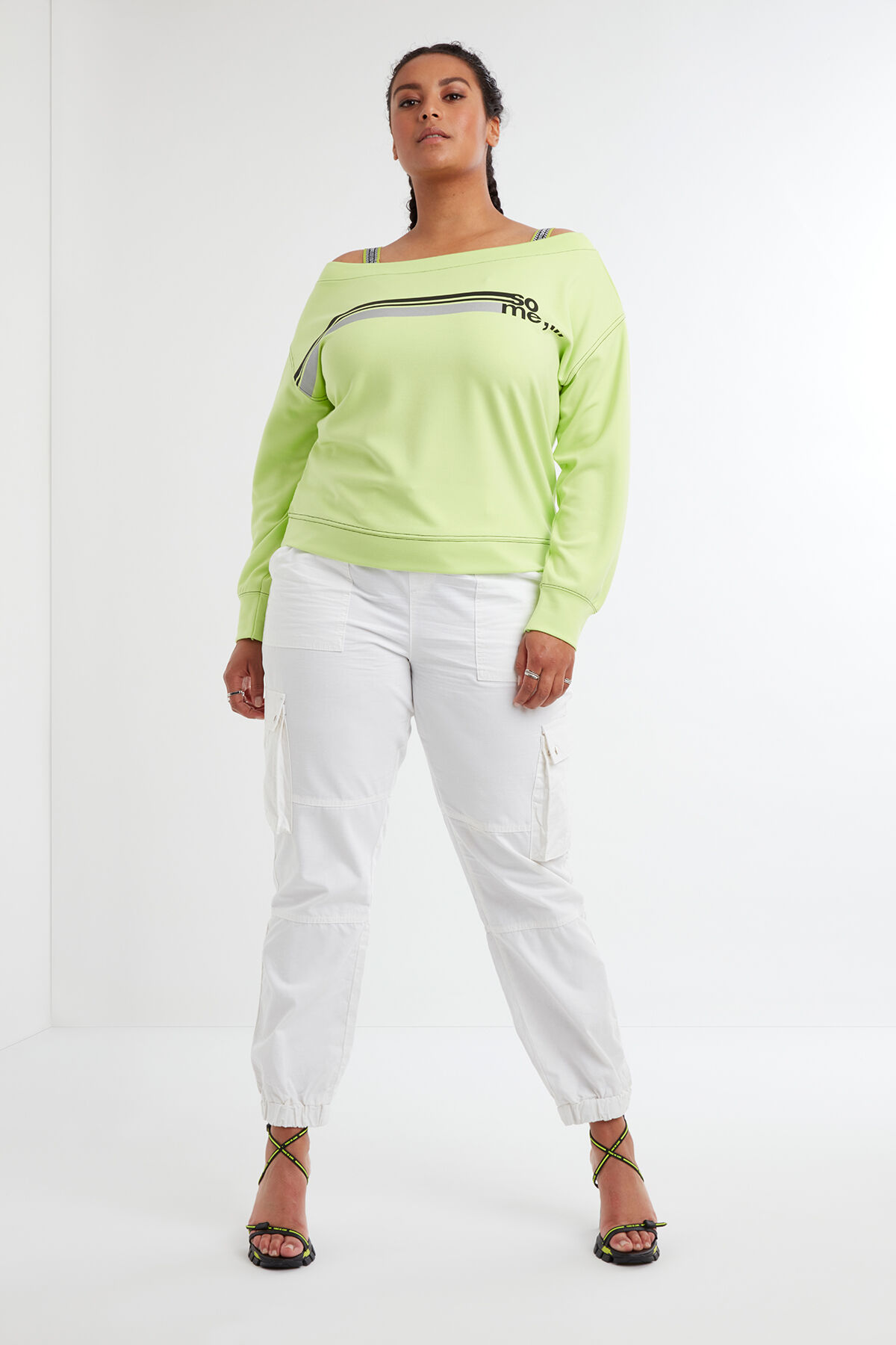 Cropped Sweater image number 4