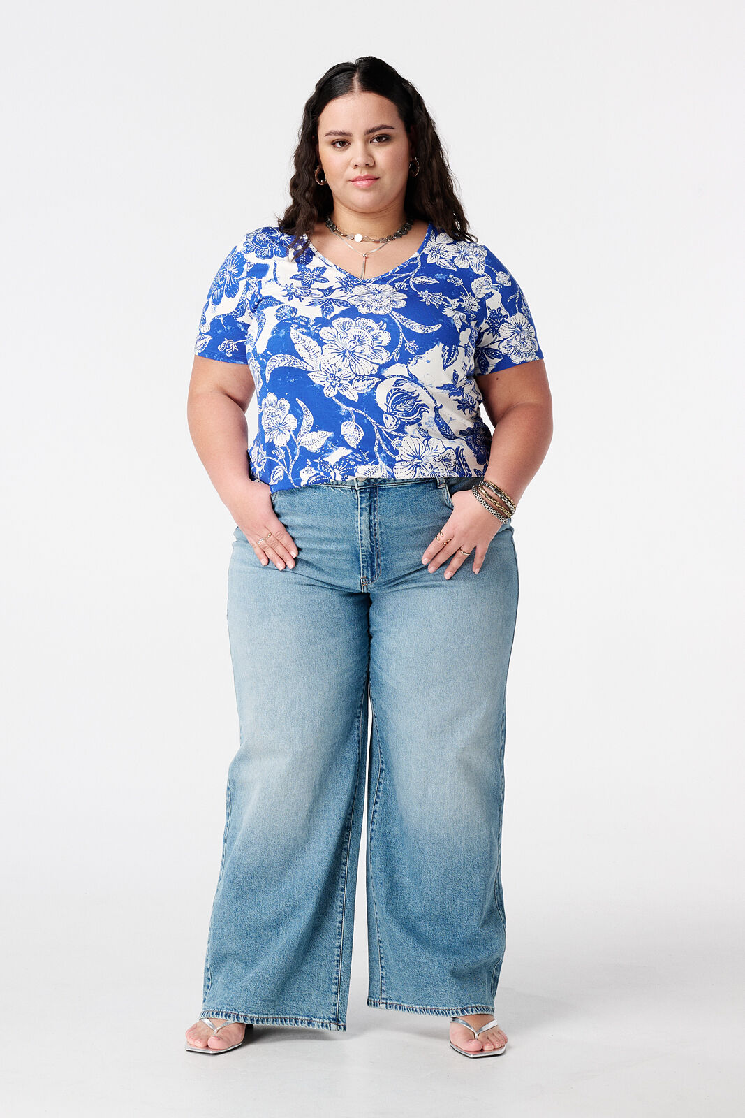 T-Shirt mit Print image number 5