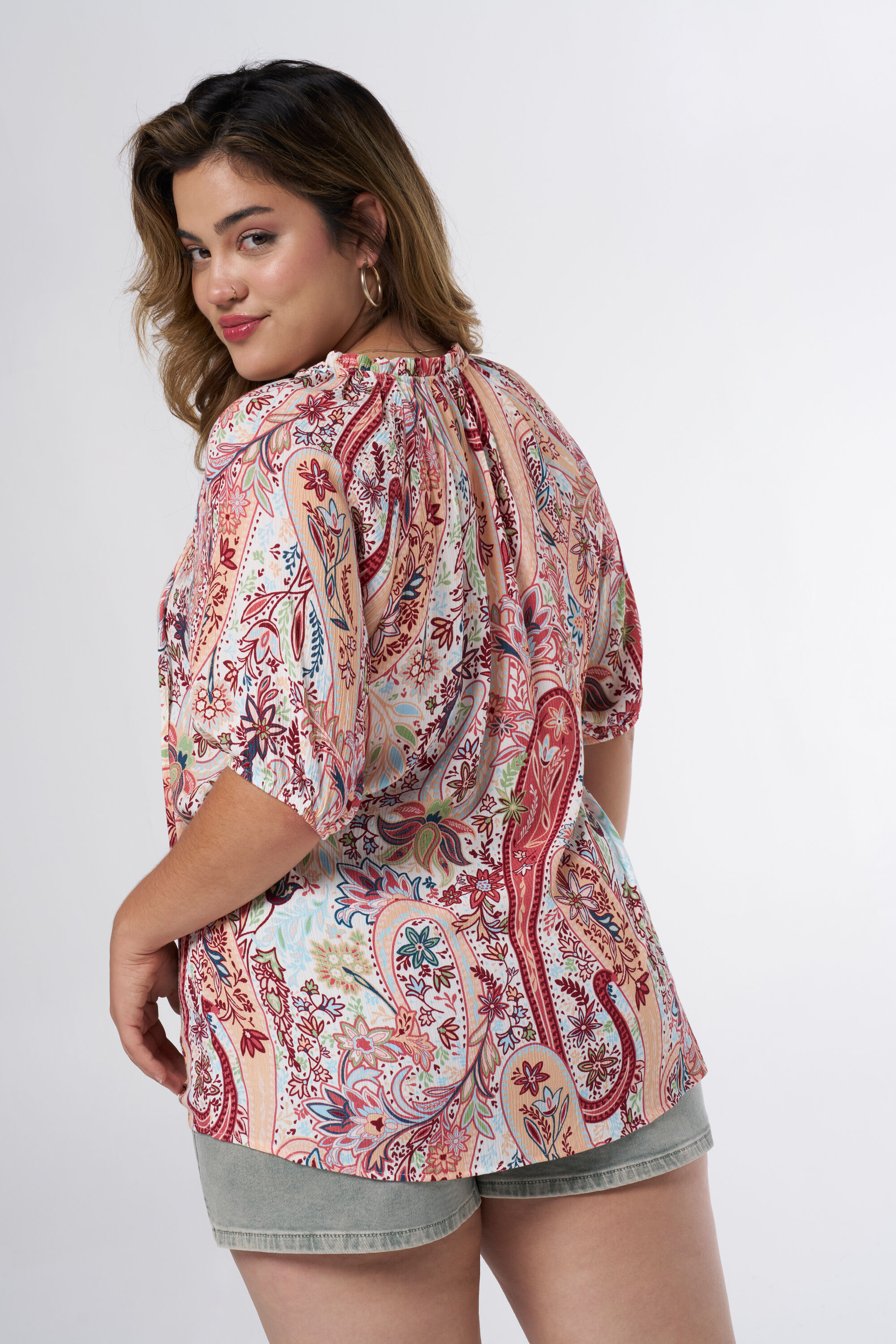 Bluse mit Schleifendetail  image number 3