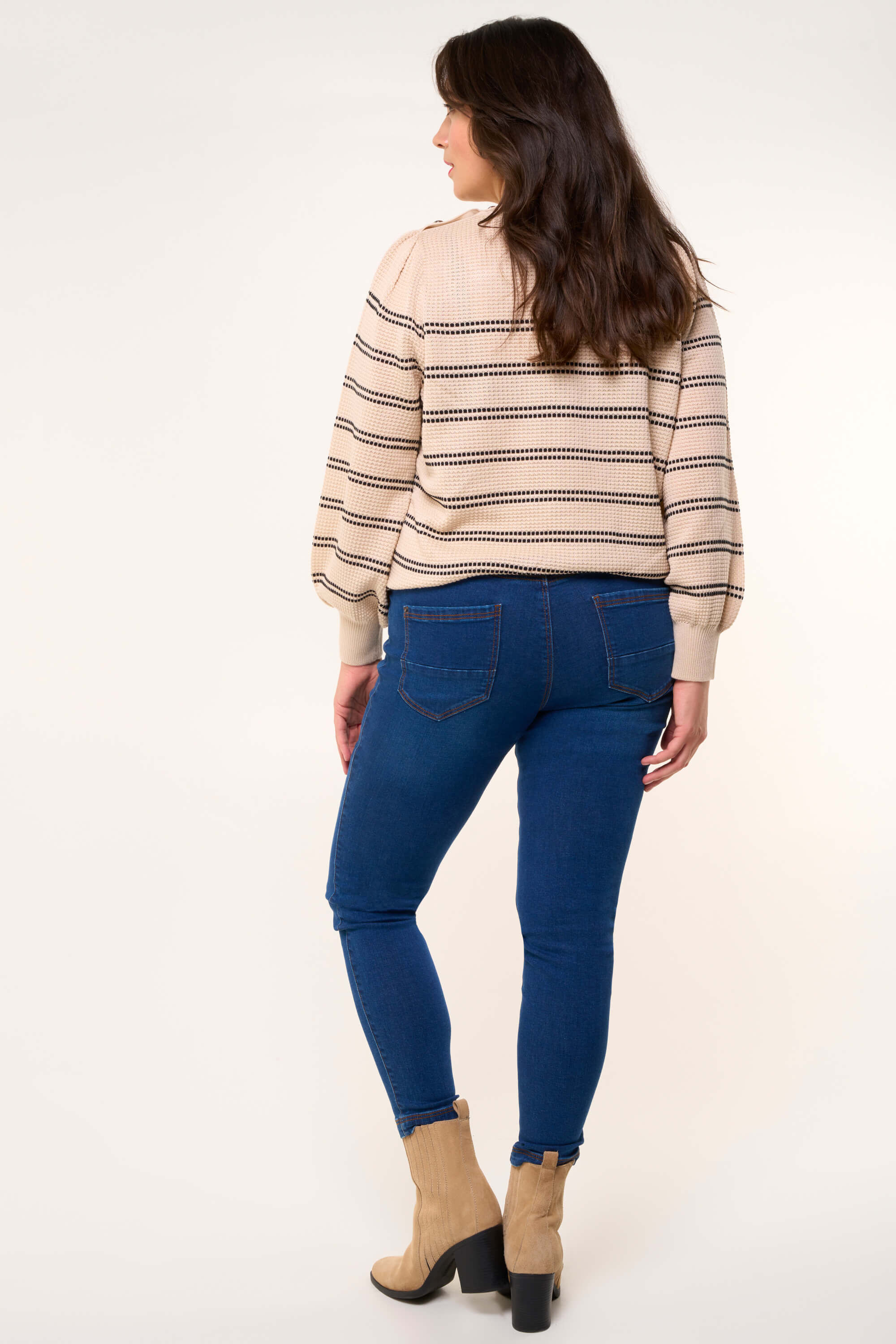 Slim-Fit-30 inch Treggings POPPY  image number 3