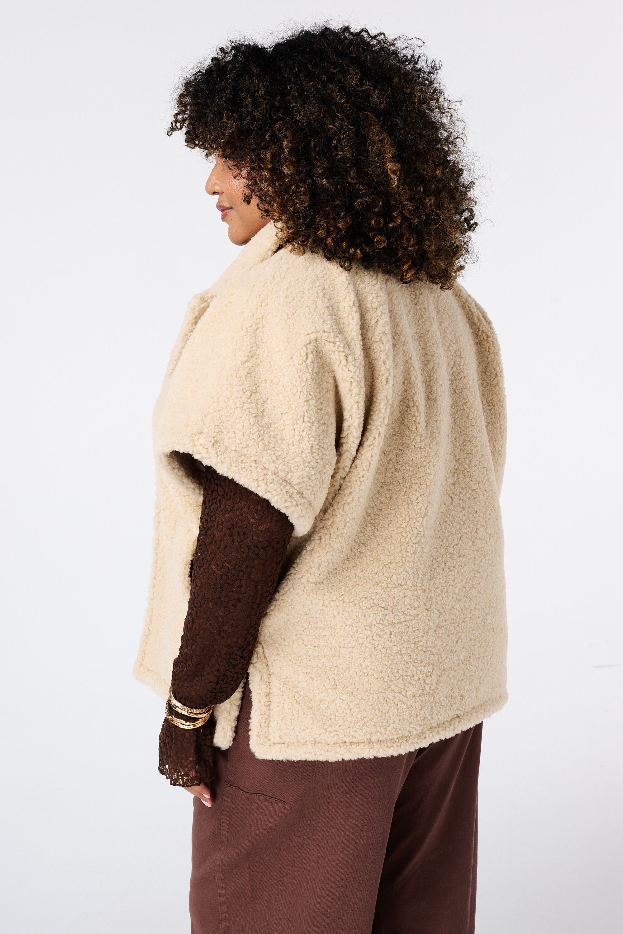 Teddyjacke mit kurzen &Auml;rmeln image number 3