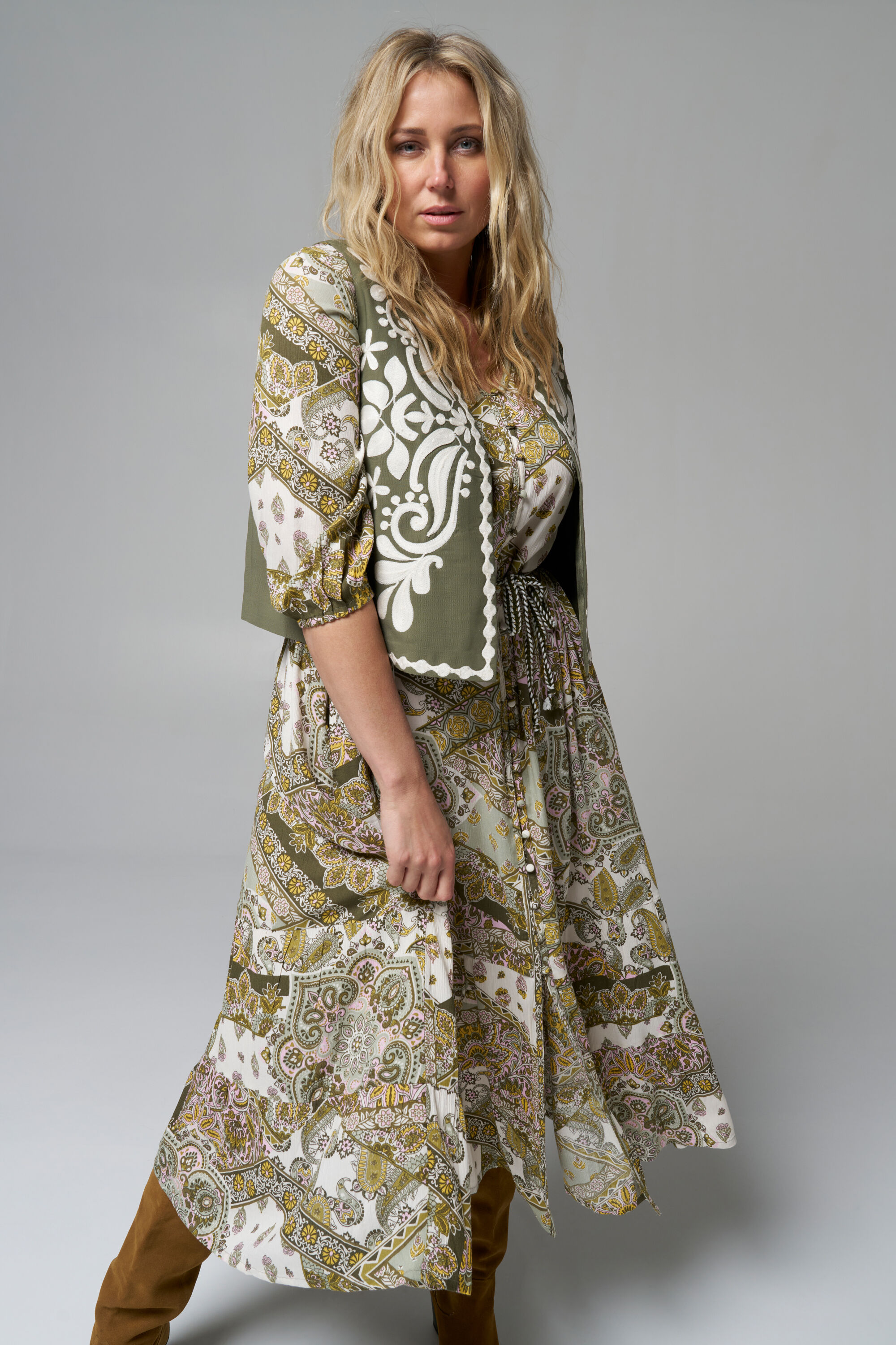 Kleid mit Aufdruck image number 6