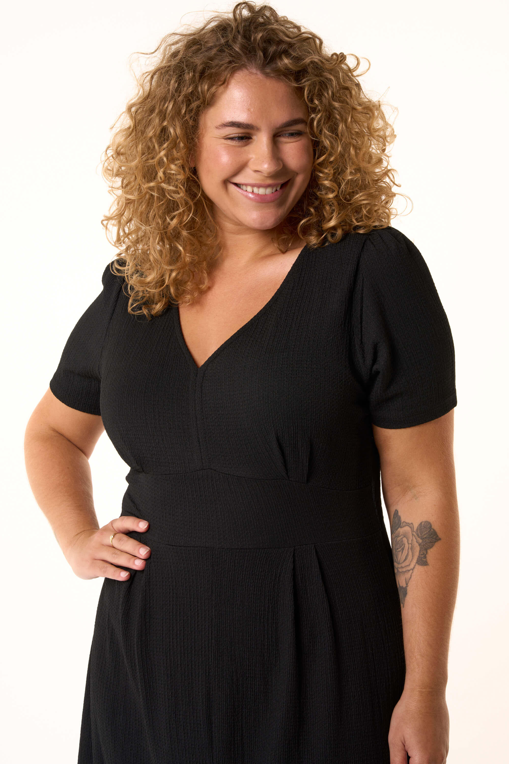 Kleid mit Schlitz image number 6