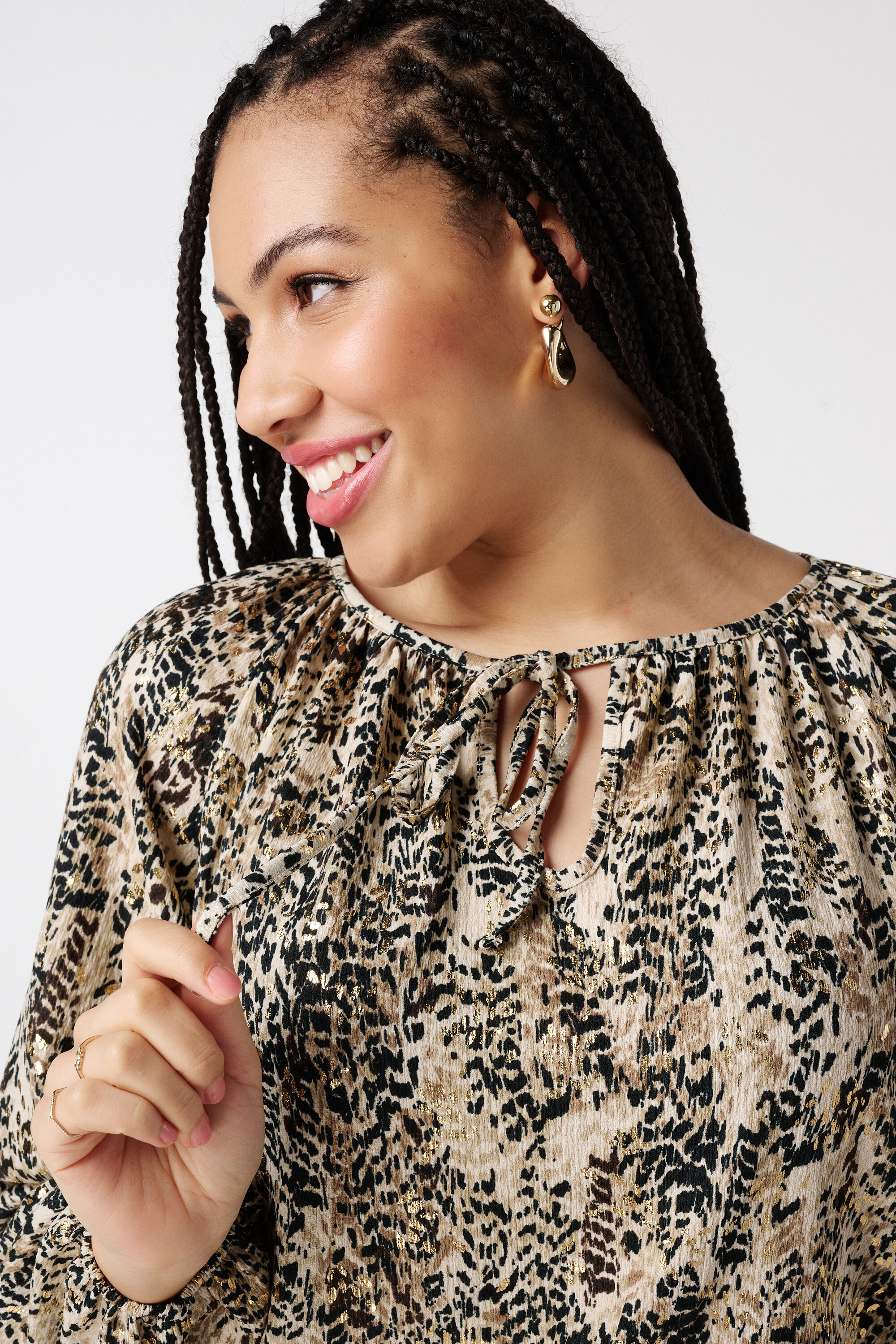 Top mit metallischen Details image number 4