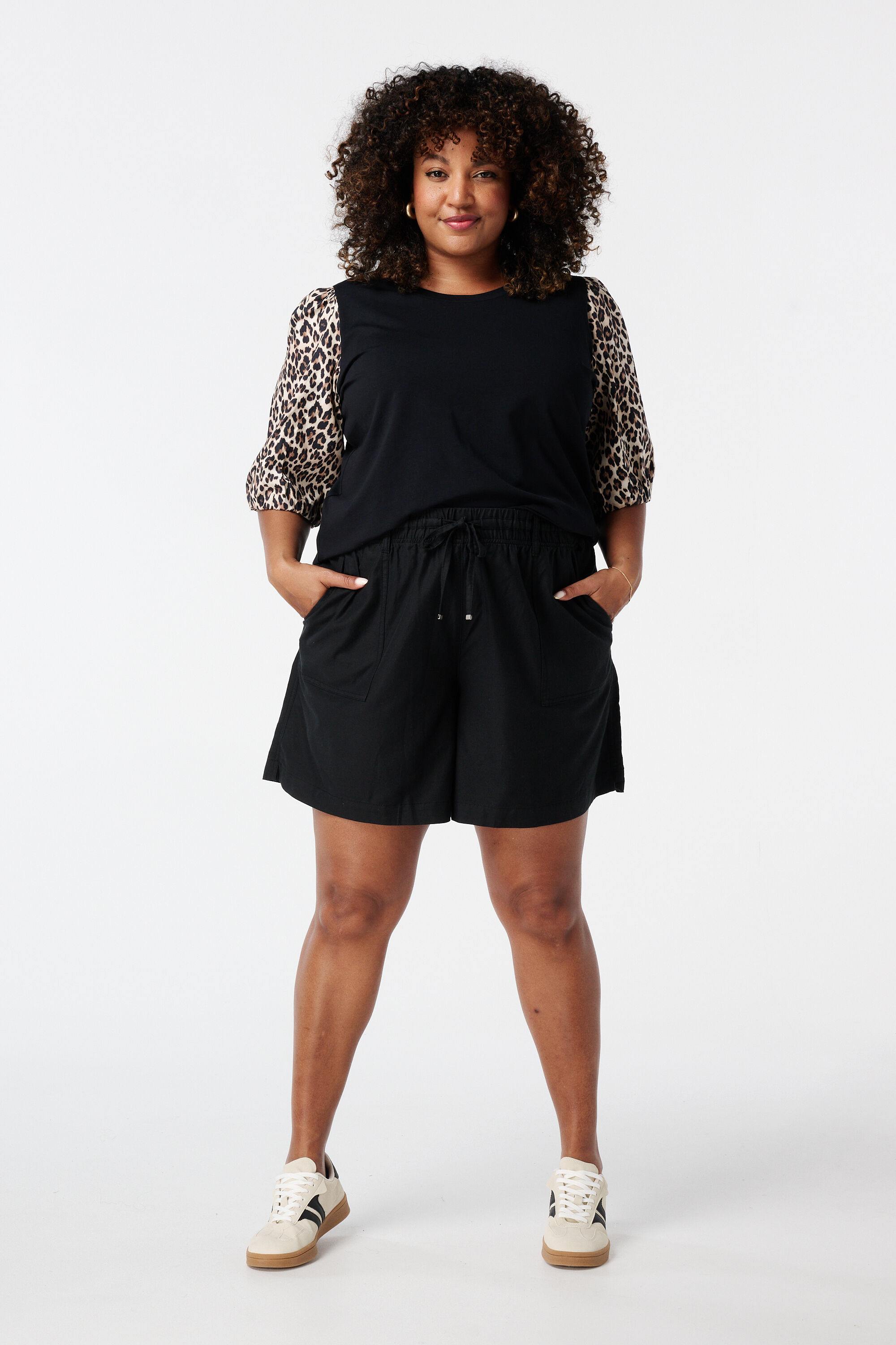 T-Shirt mit Puff&auml;rmeln image number 5