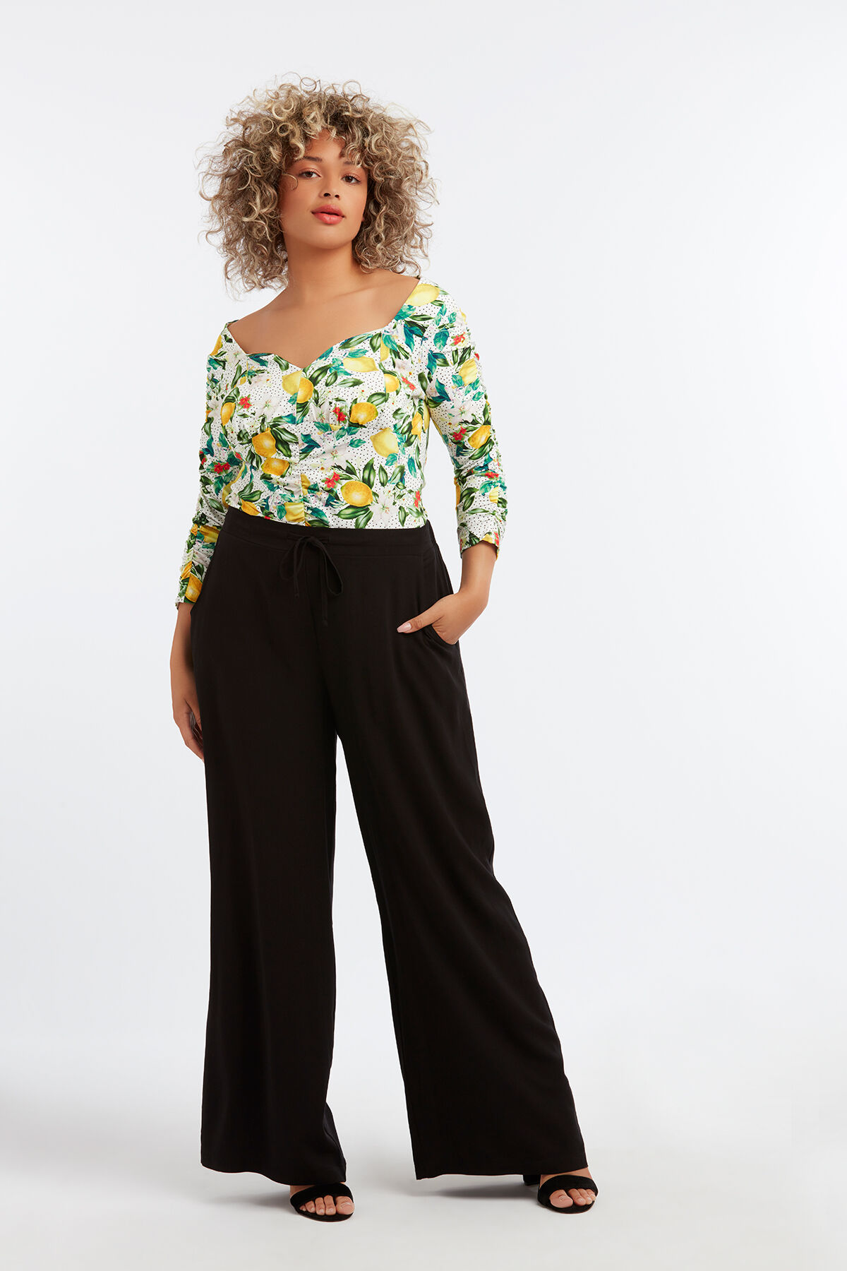 Top mit Zitronen-Print image number 3