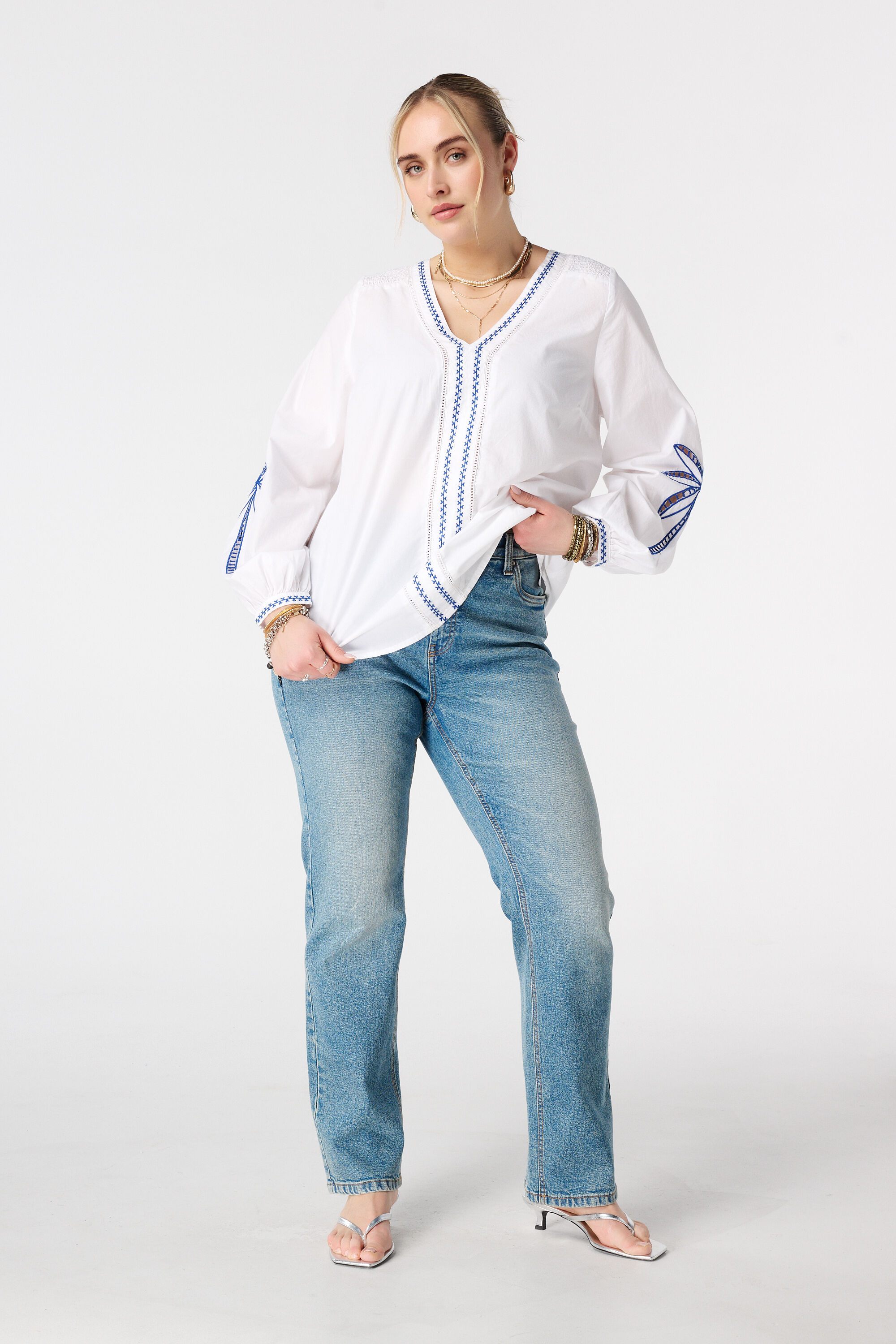 Bluse mit Broderie image number 5