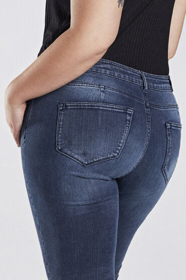 A-Shape Skinny Jeans image number 4