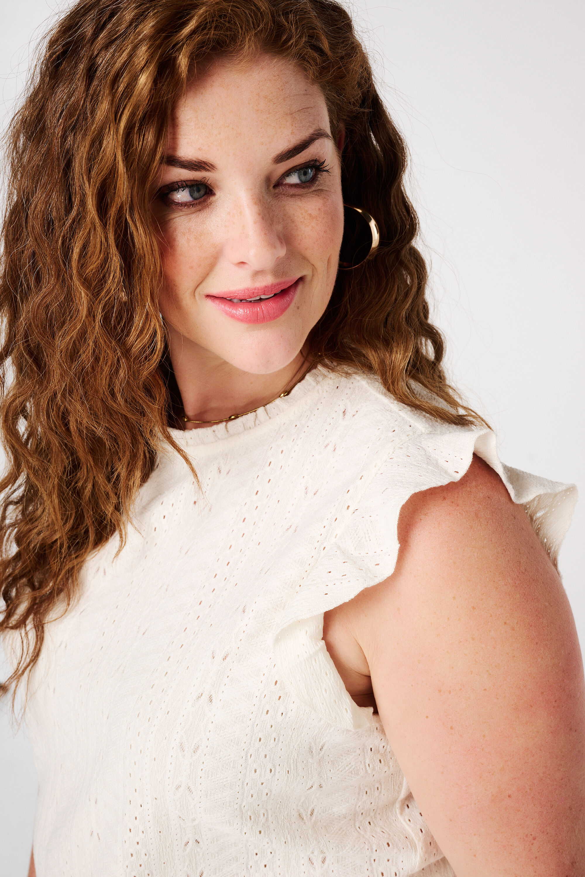 Besticktes Top mit R&uuml;schen image number 4