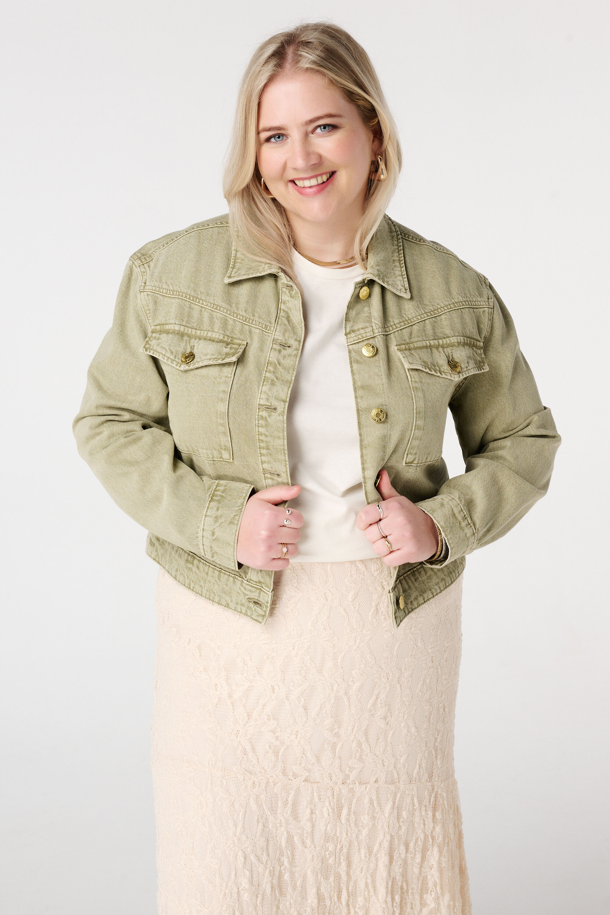 Jeansjacke mit Knopfleiste