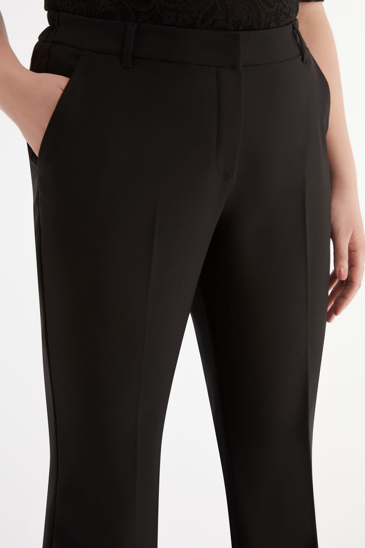 Weit geschnittene Hose image number 5