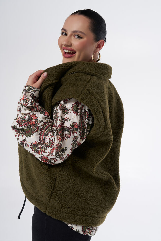 Flauschige Weste image number 0