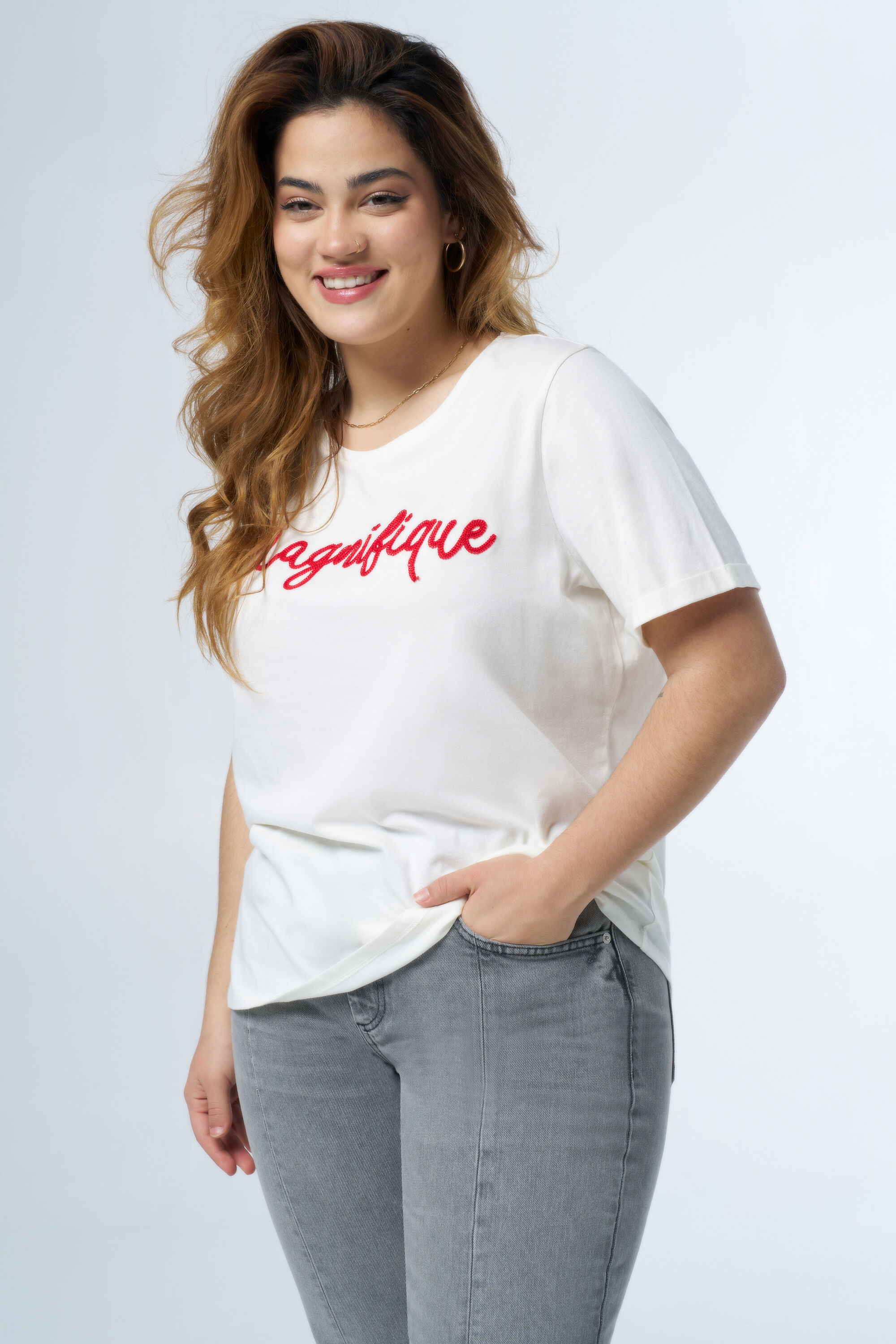 T-Shirt mit Text-Print  image number 5