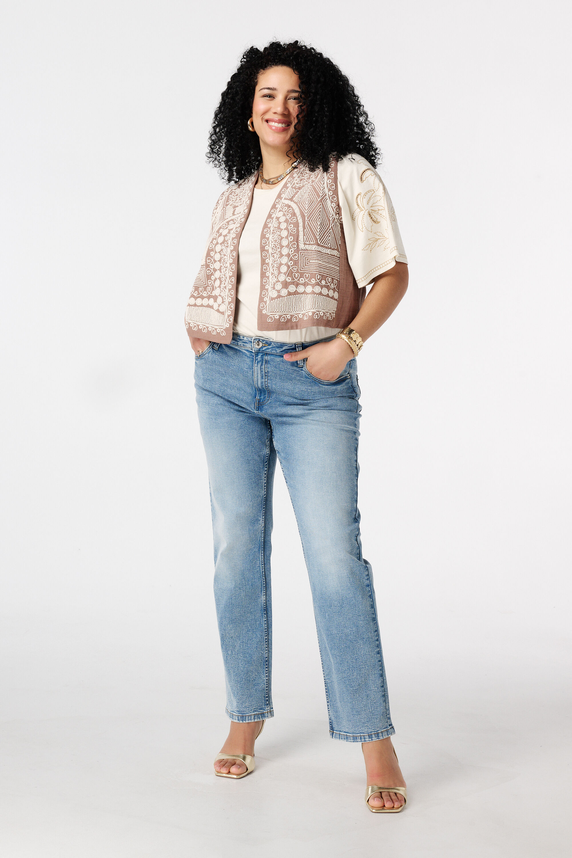 T-Shirt mit Broderie image number 5