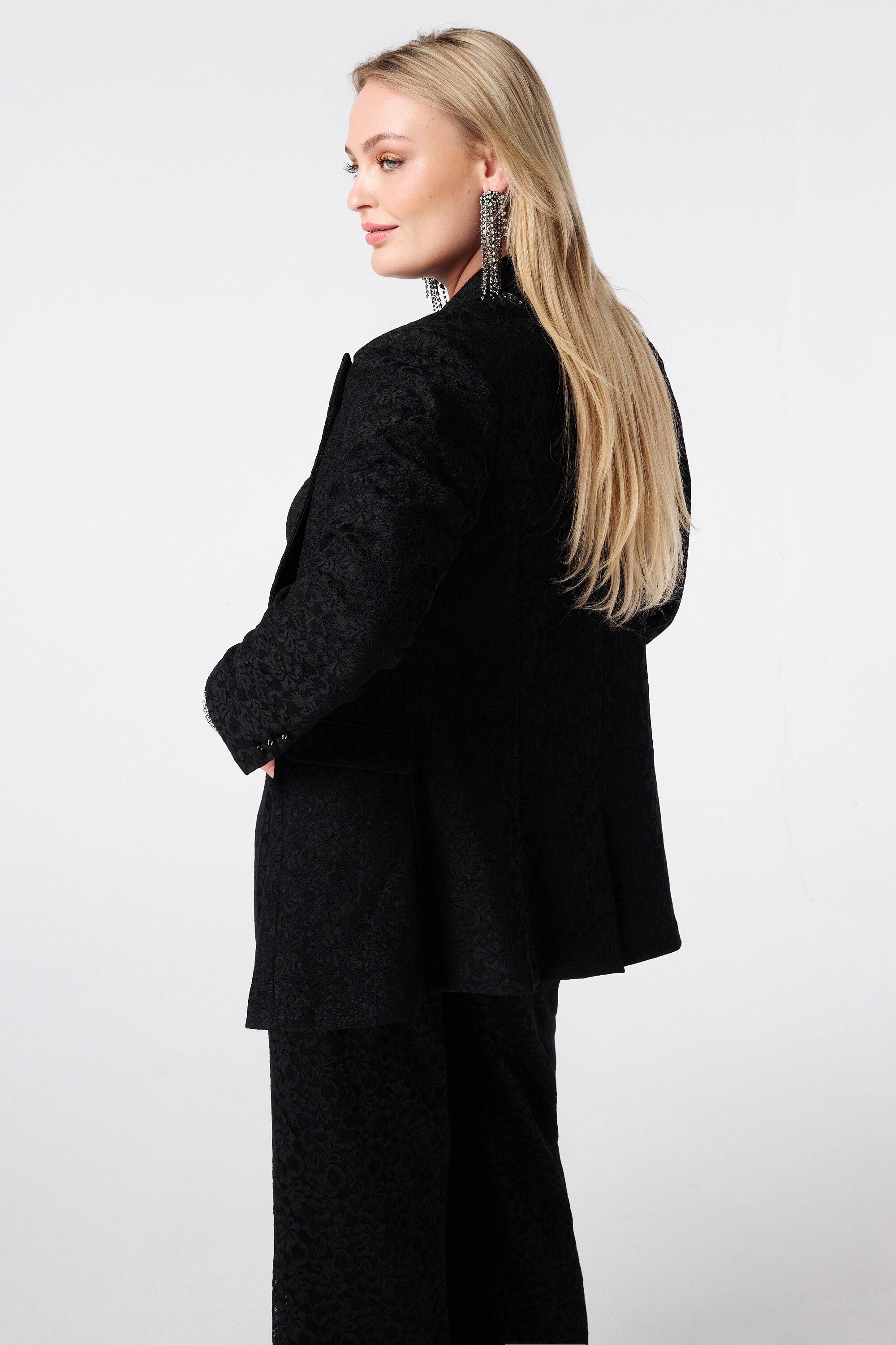 Taillierter Spitzenblazer image number 3