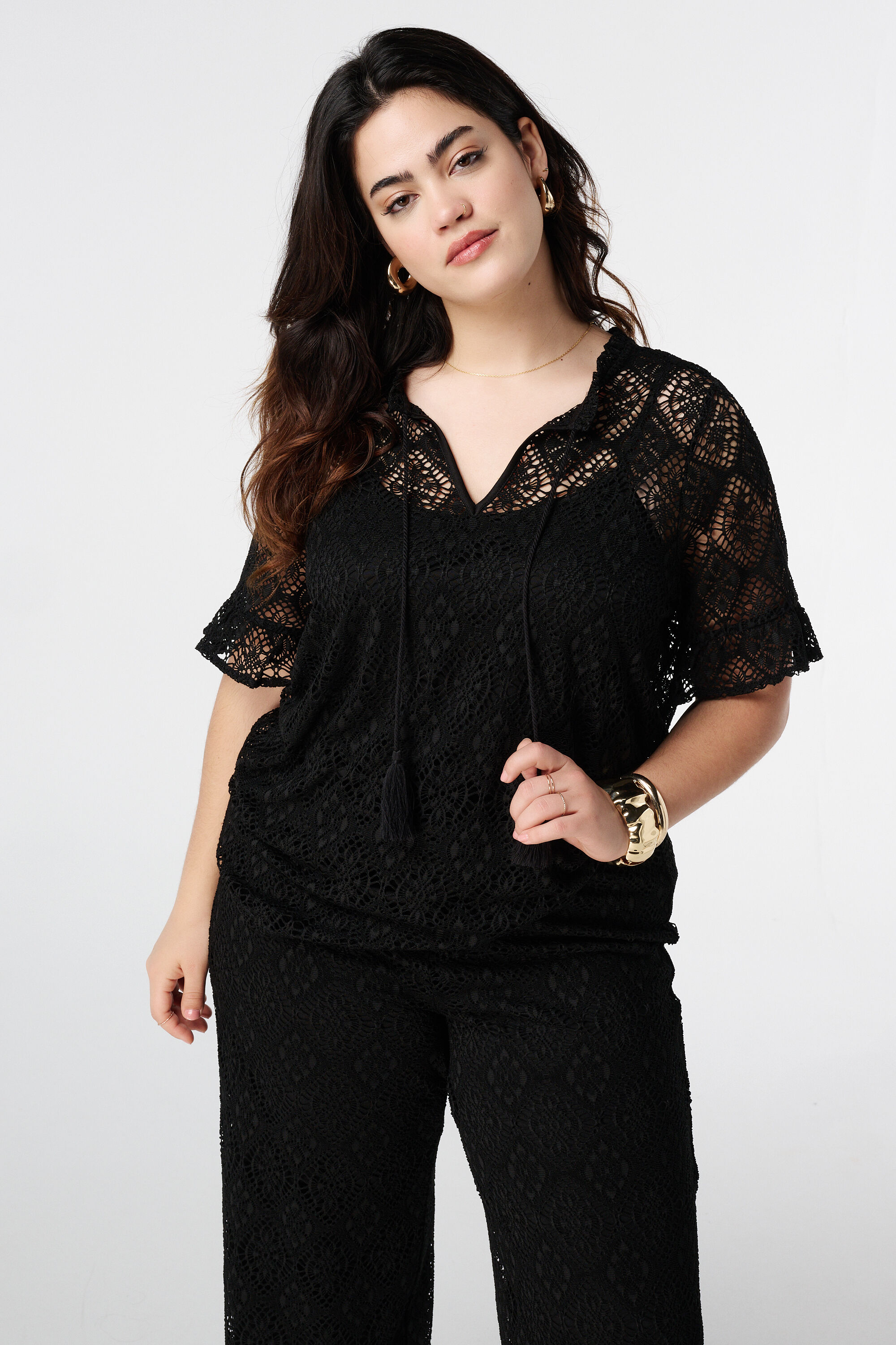 Spitzentop mit kurzen &Auml;rmeln  image number 4