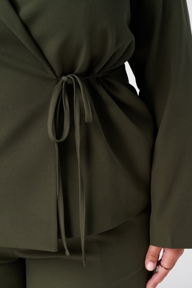 Oversize-Blazer mit Krawattengürtel image number 6