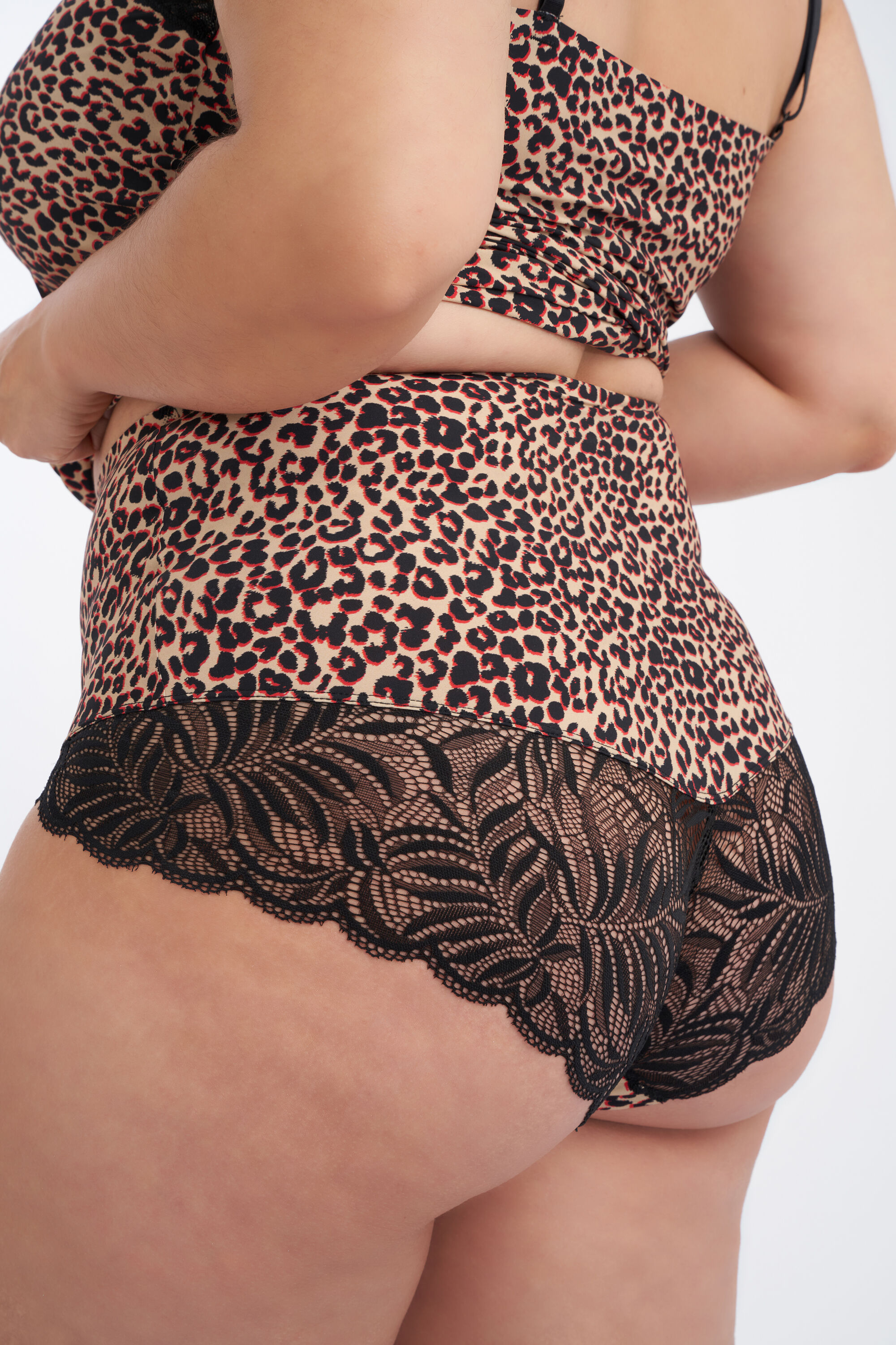 Slip mit hoher Taille  image number 7