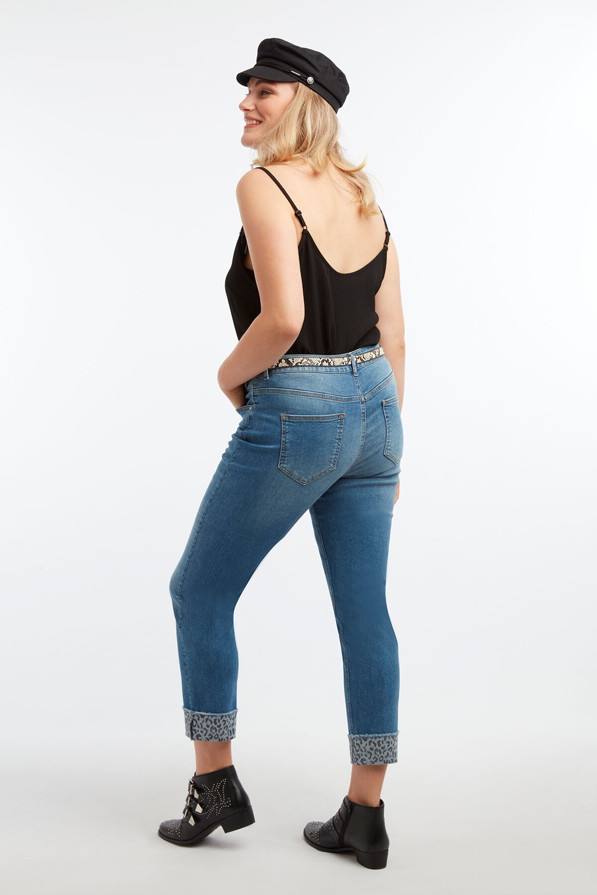 LILY Jeans mit geradem Bein image number 4