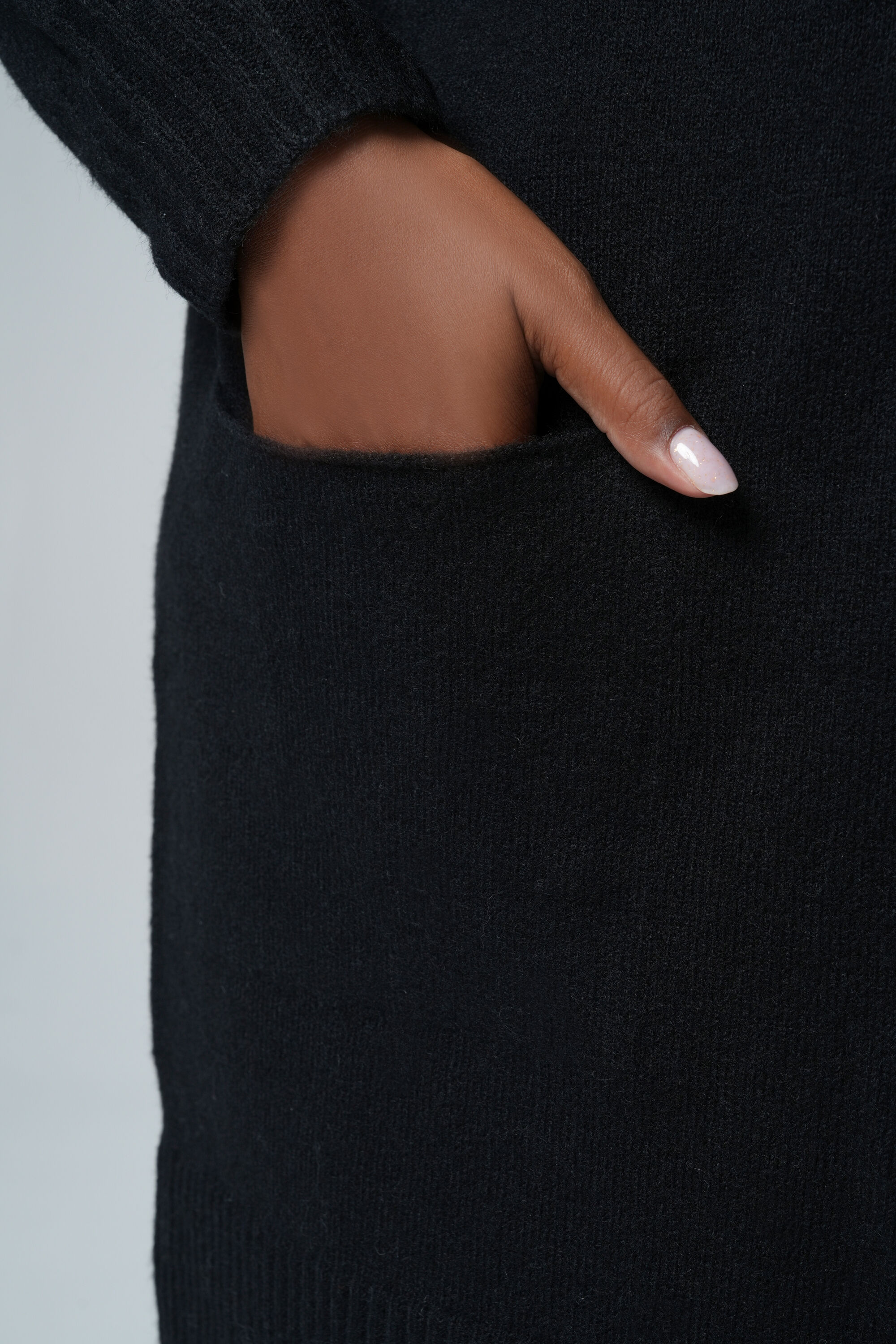 Strickjacke mit Taschen image number 4