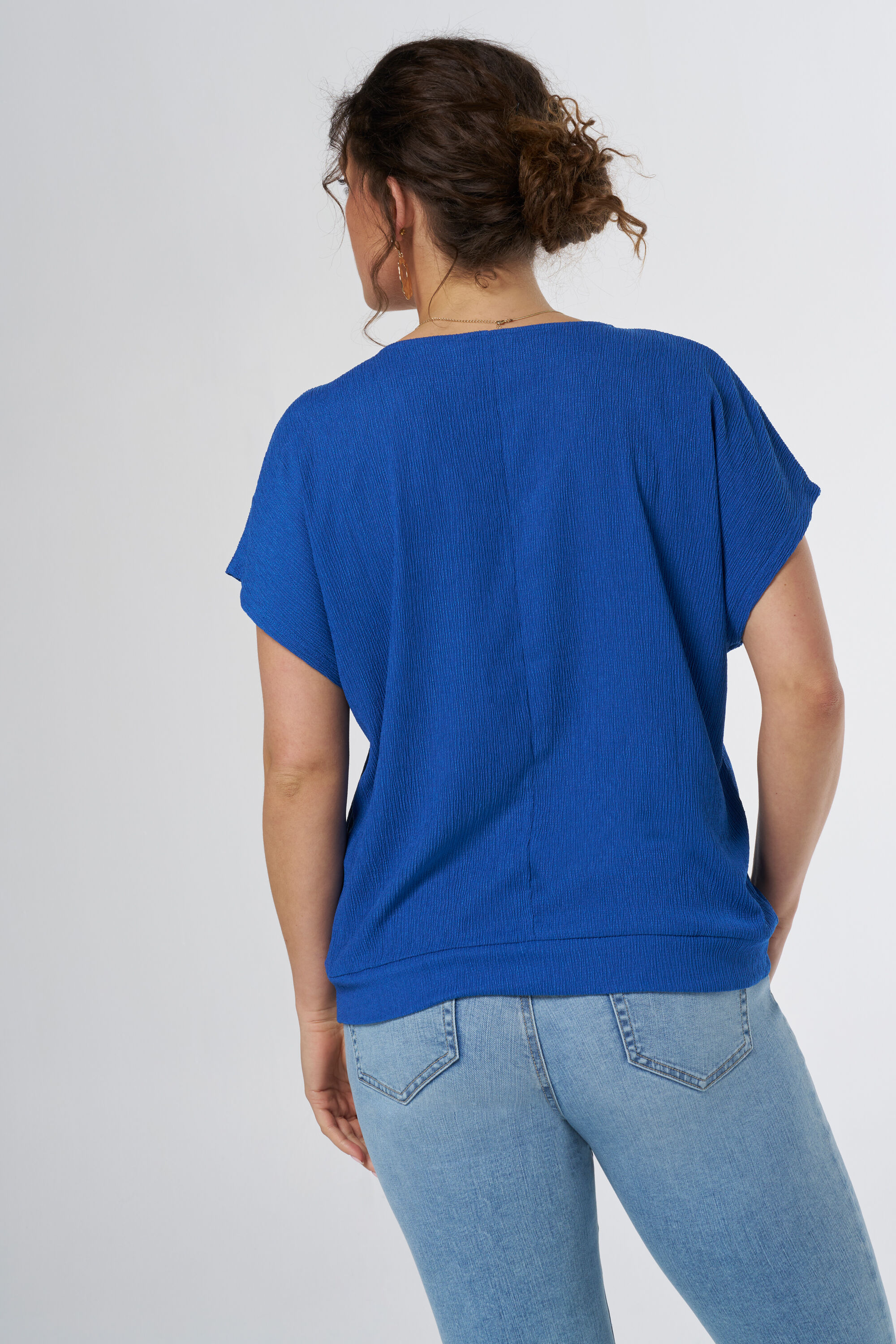 Strukturiertes Top image number 3