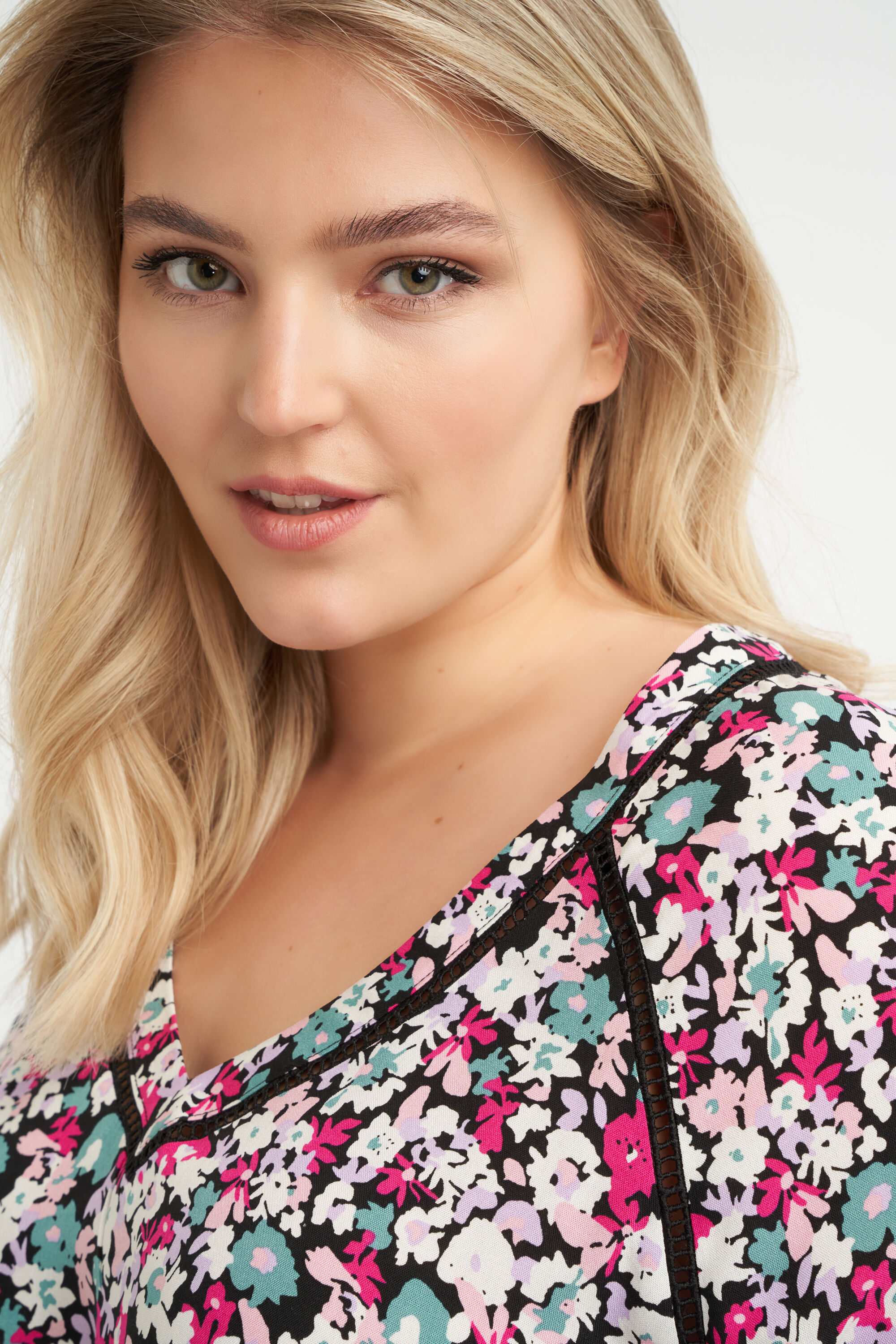 Bluse mit Blumen-Print image number 4