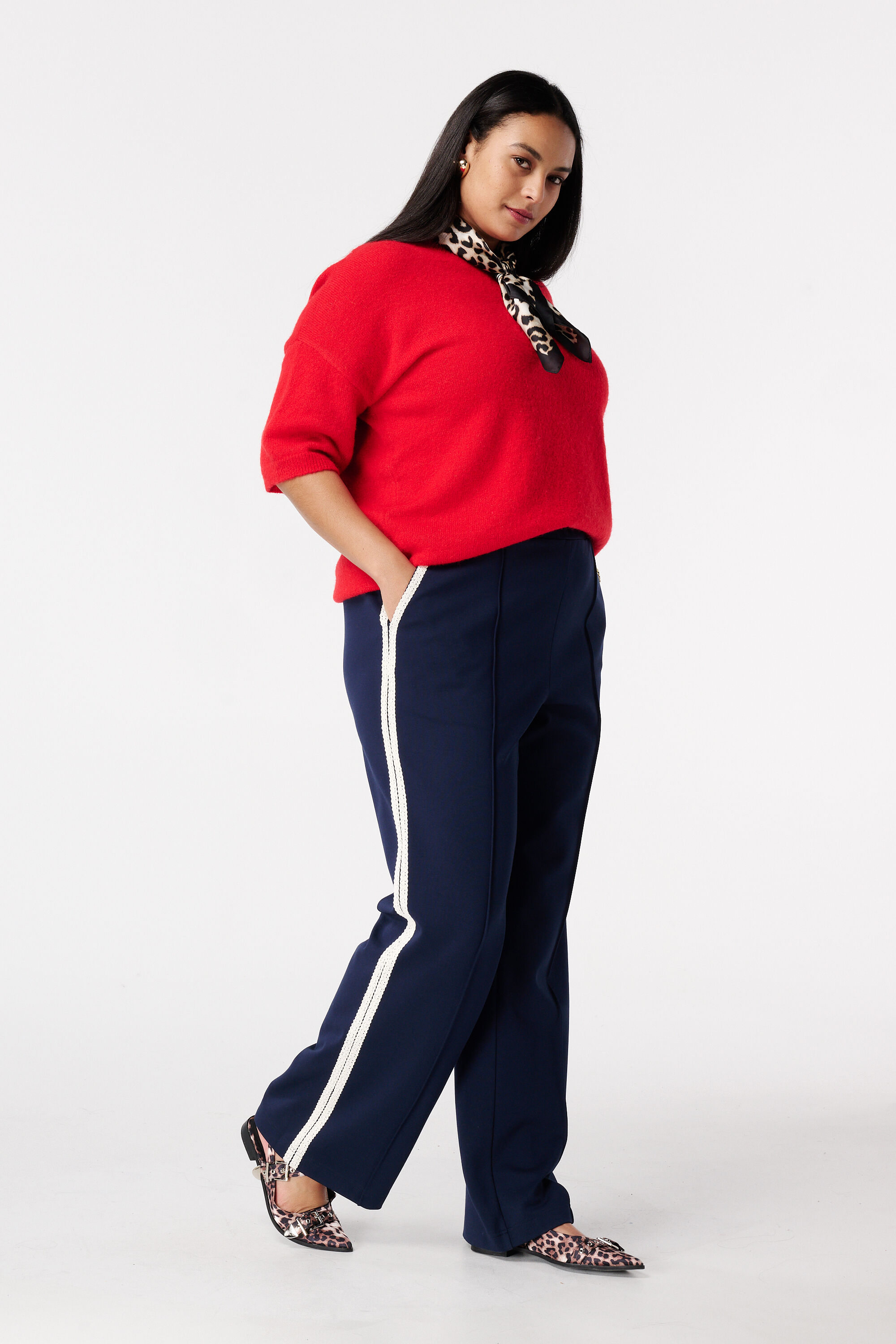 Hose mit Seitenstreifen