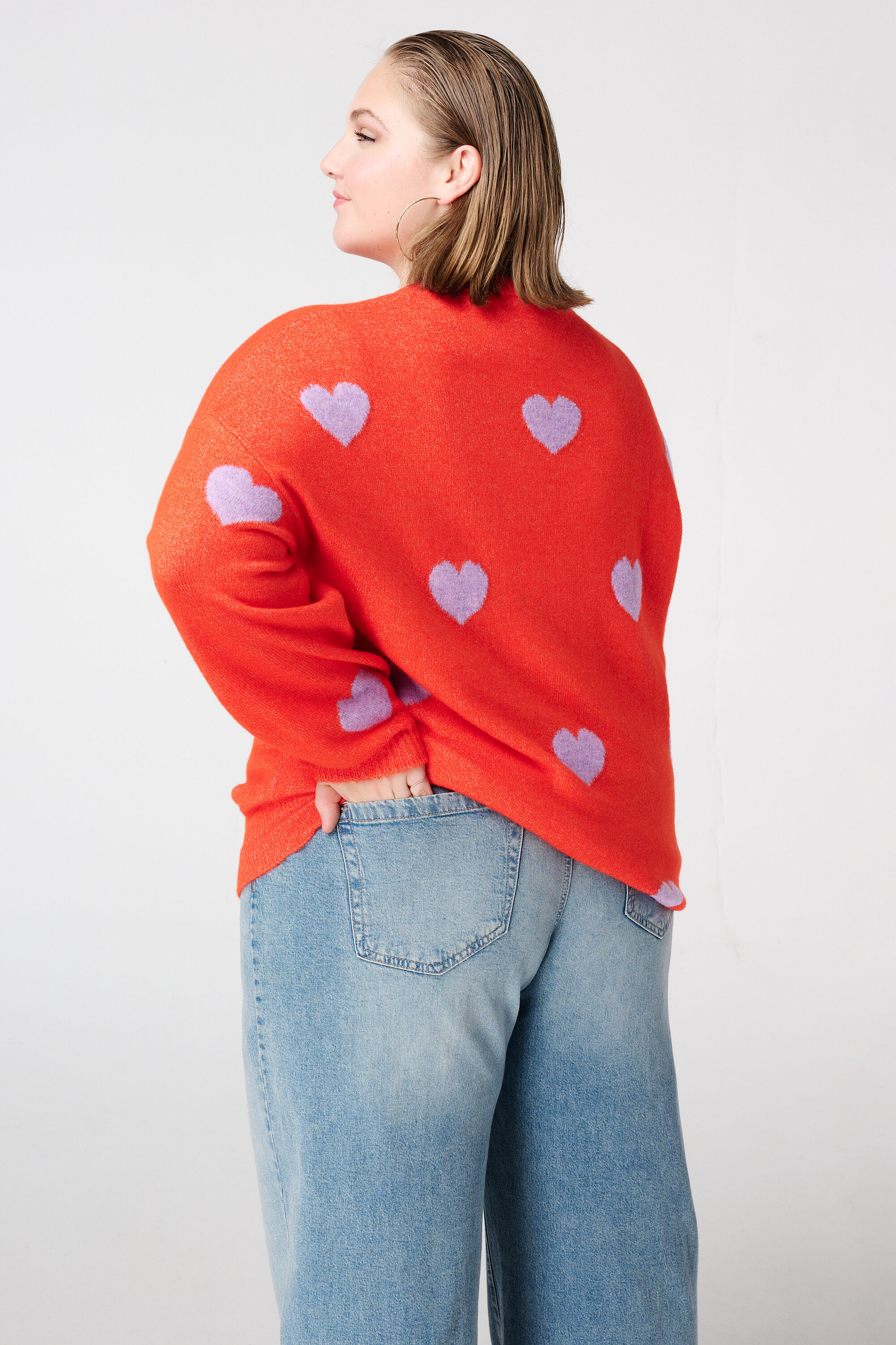 Gestrickter Pullover mit Herzmuster image number 3