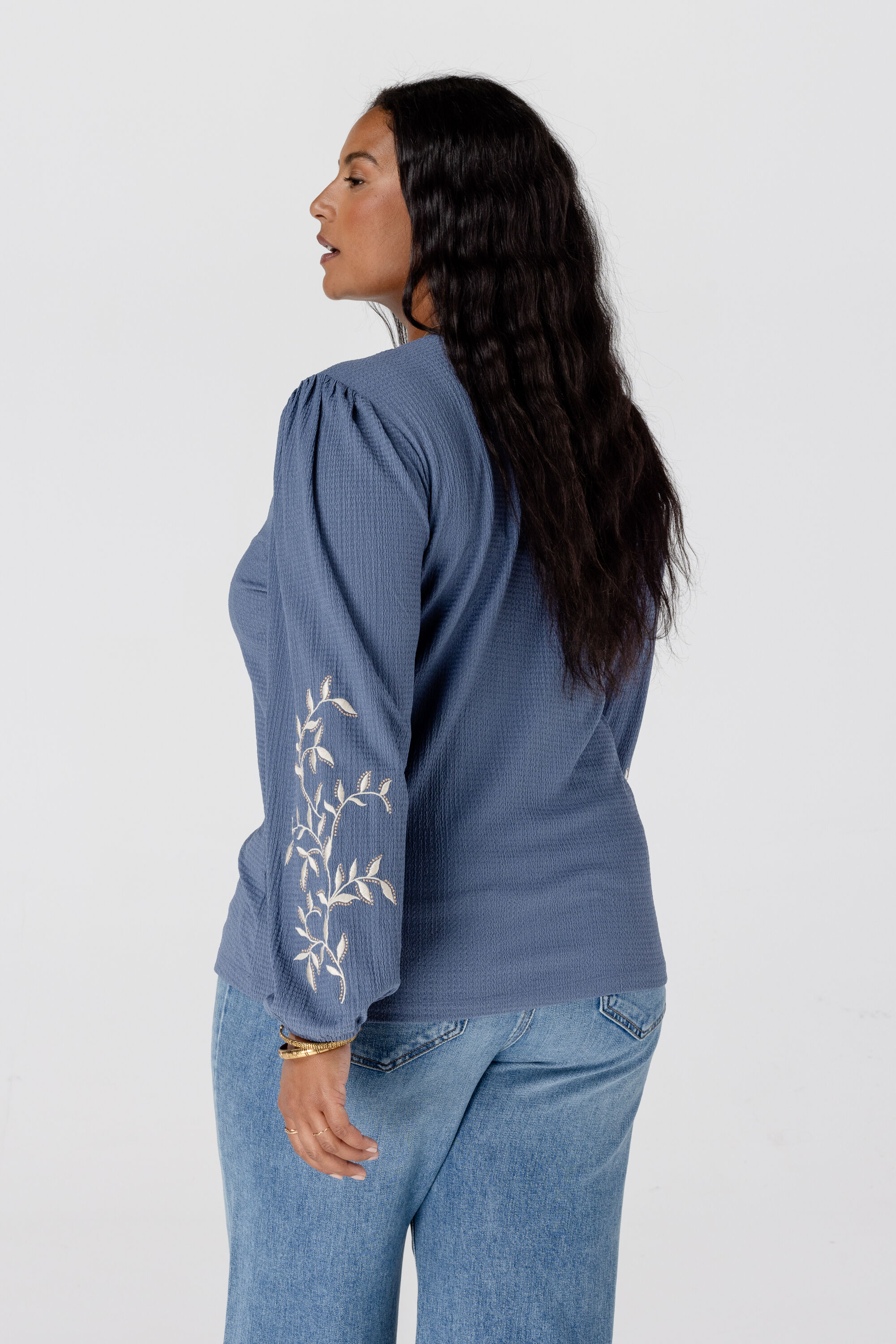 Oberteil mit Stickerei image number 3