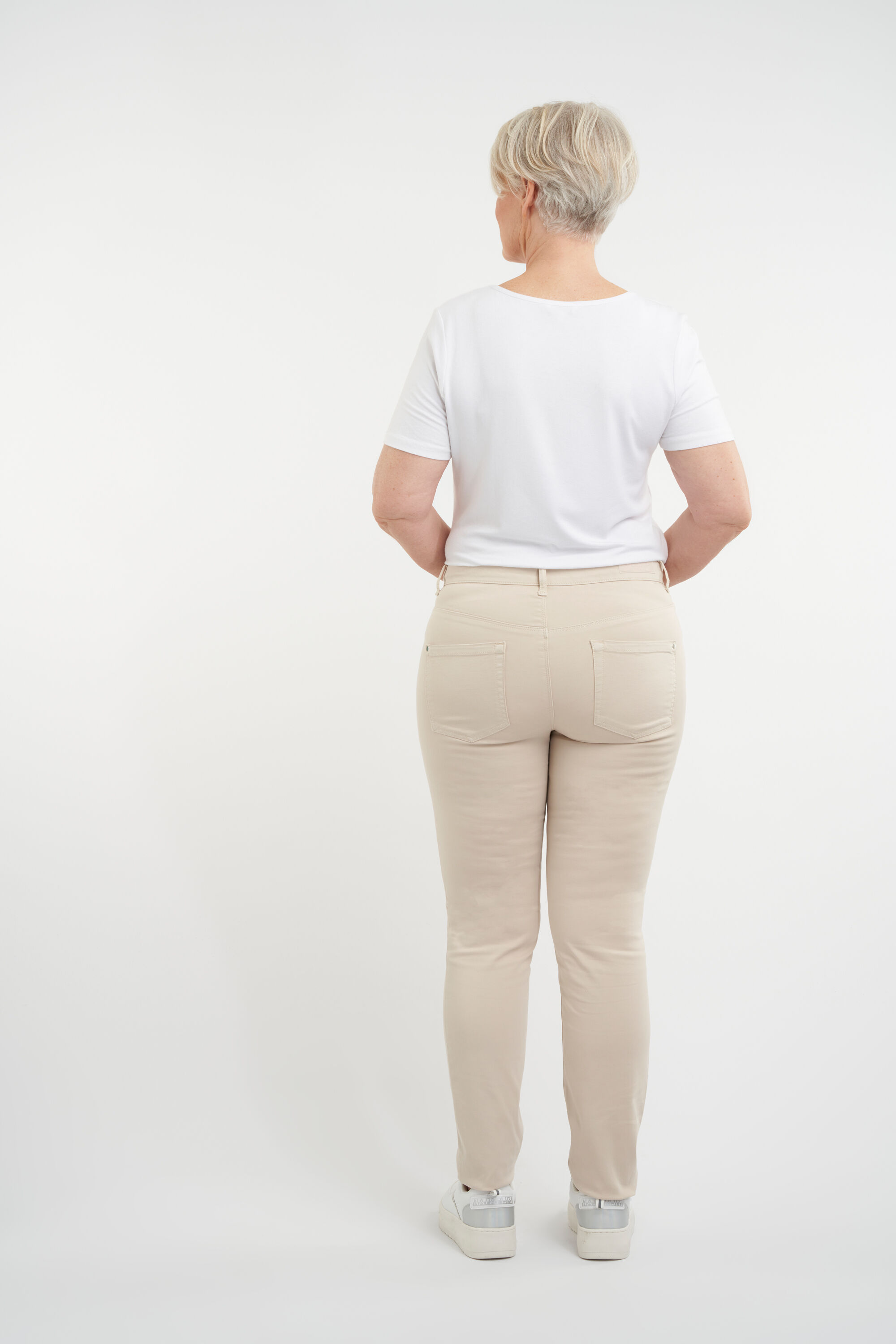 Slim-Leg Jeans SLIMS image number 4